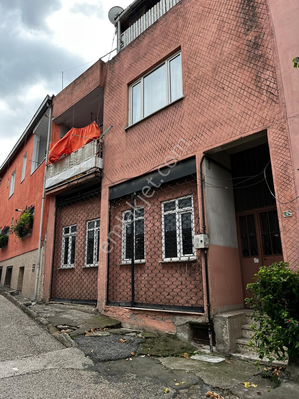 Bursa Yıldırım Eğitim Bayan Öğrenciye Kiralık