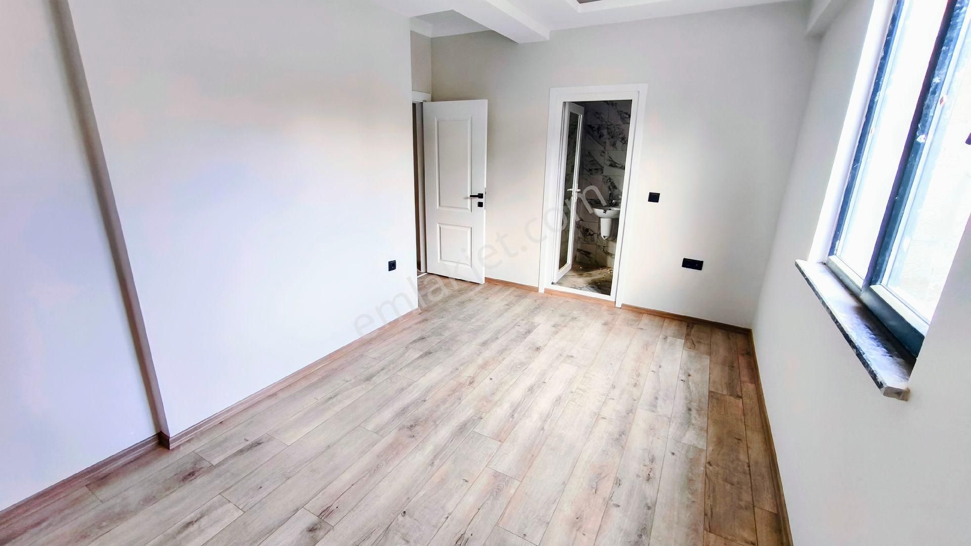 Mükemmel Konumda Kaçırılmaz Fırsat Satılık 2+1 Daire - Görsel 5