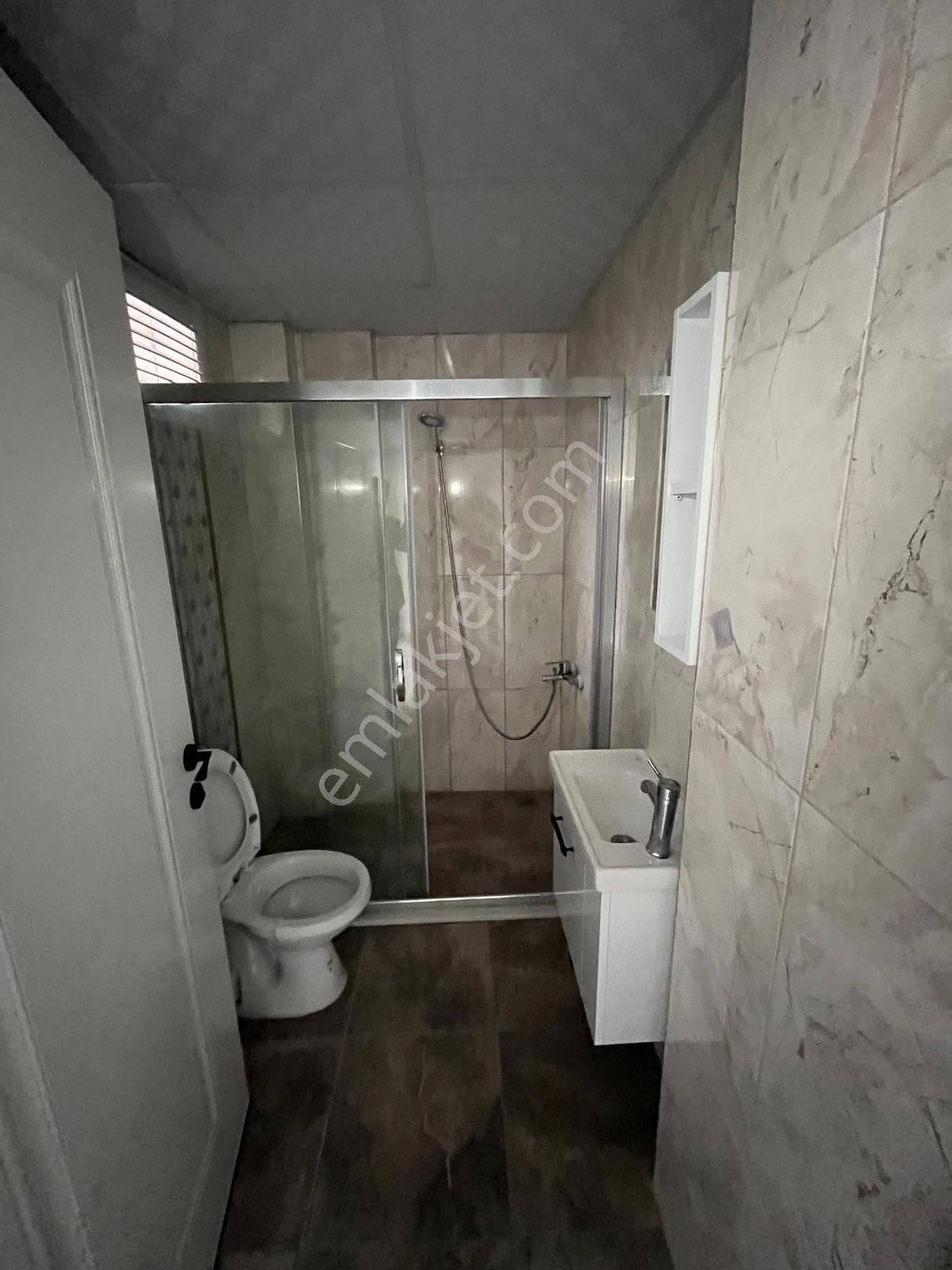 Söke Yenicami'de Yerden Isıtmalı, Ara Kat Sıfır 2+1 Daire - Görsel 26