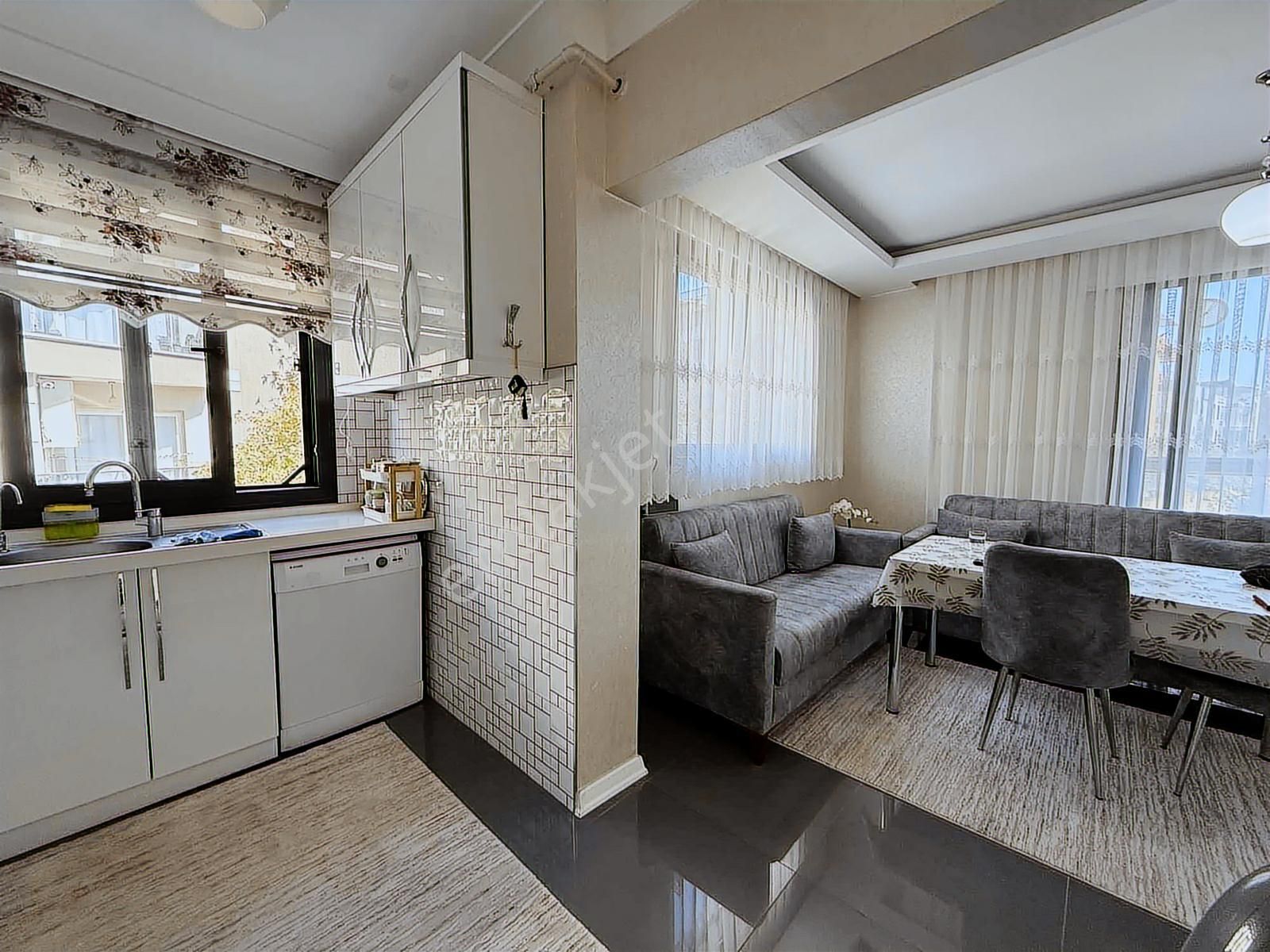 Nova'dan Yeni Mahalle'de Satılık 3+1 Açık Mutfaklı Lüks Daire
