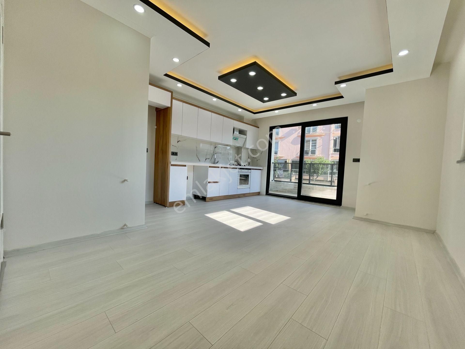 Sadece Berkay Demirel'den Altınkumda Denize 600m Çift Köşe 2+1 Daire - Görsel 11