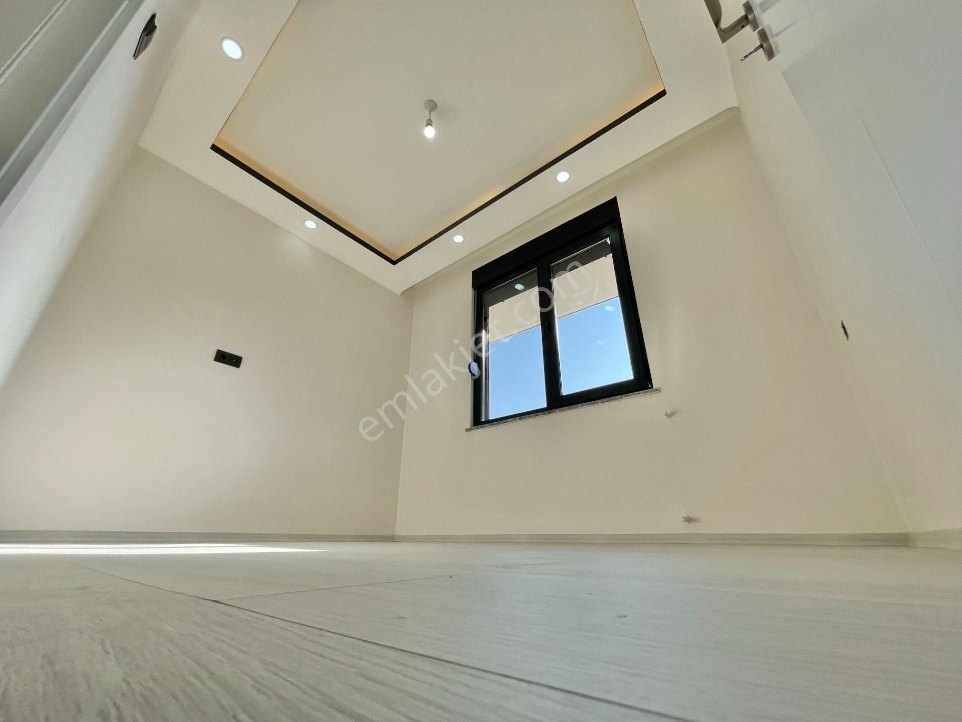 Sadece Berkay Demirel'den Altınkumda Denize 600m Çift Köşe 2+1 Daire - Görsel 35