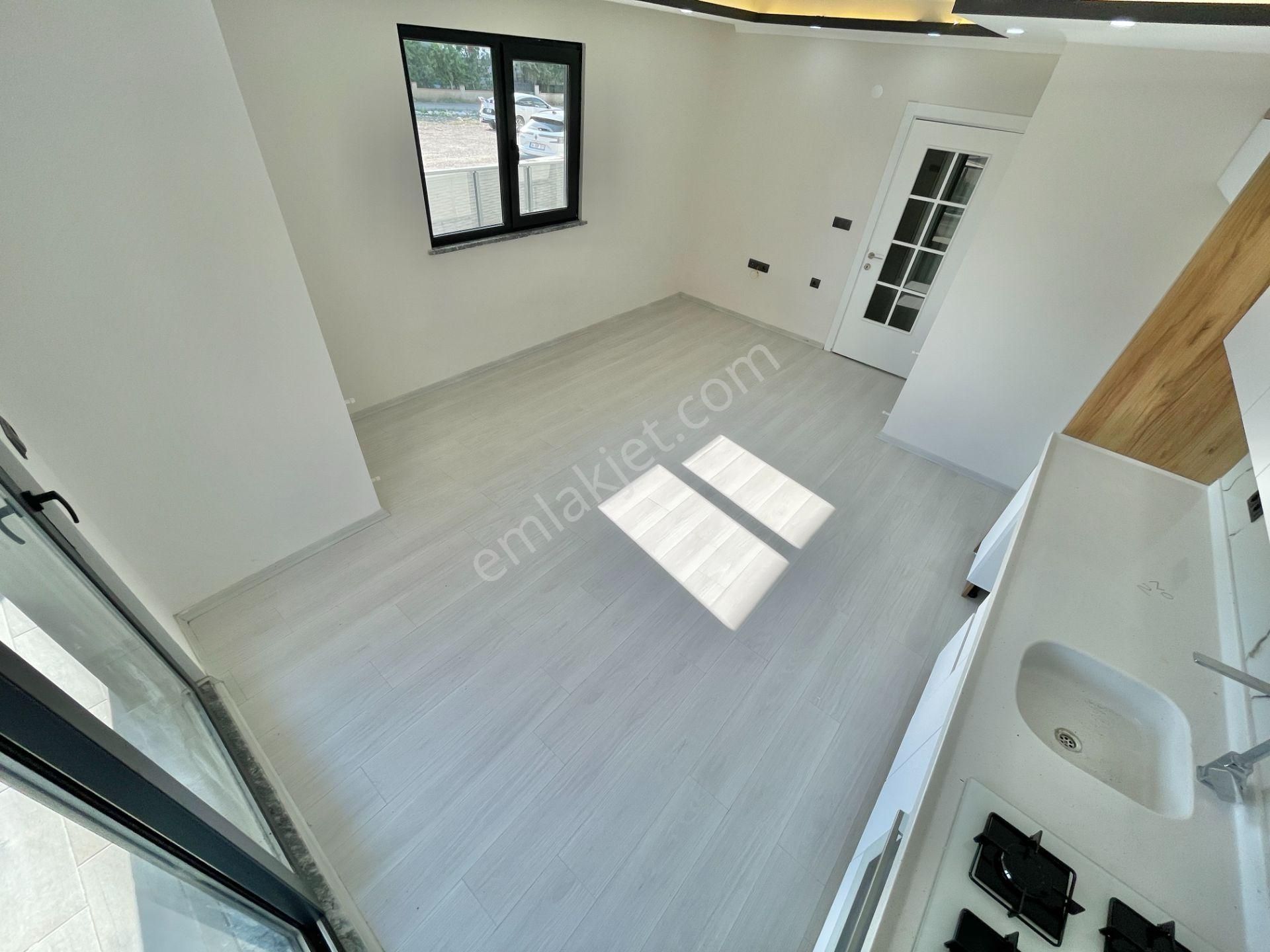 Sadece Berkay Demirel'den Altınkumda Denize 600m Çift Köşe 2+1 Daire - Görsel 14