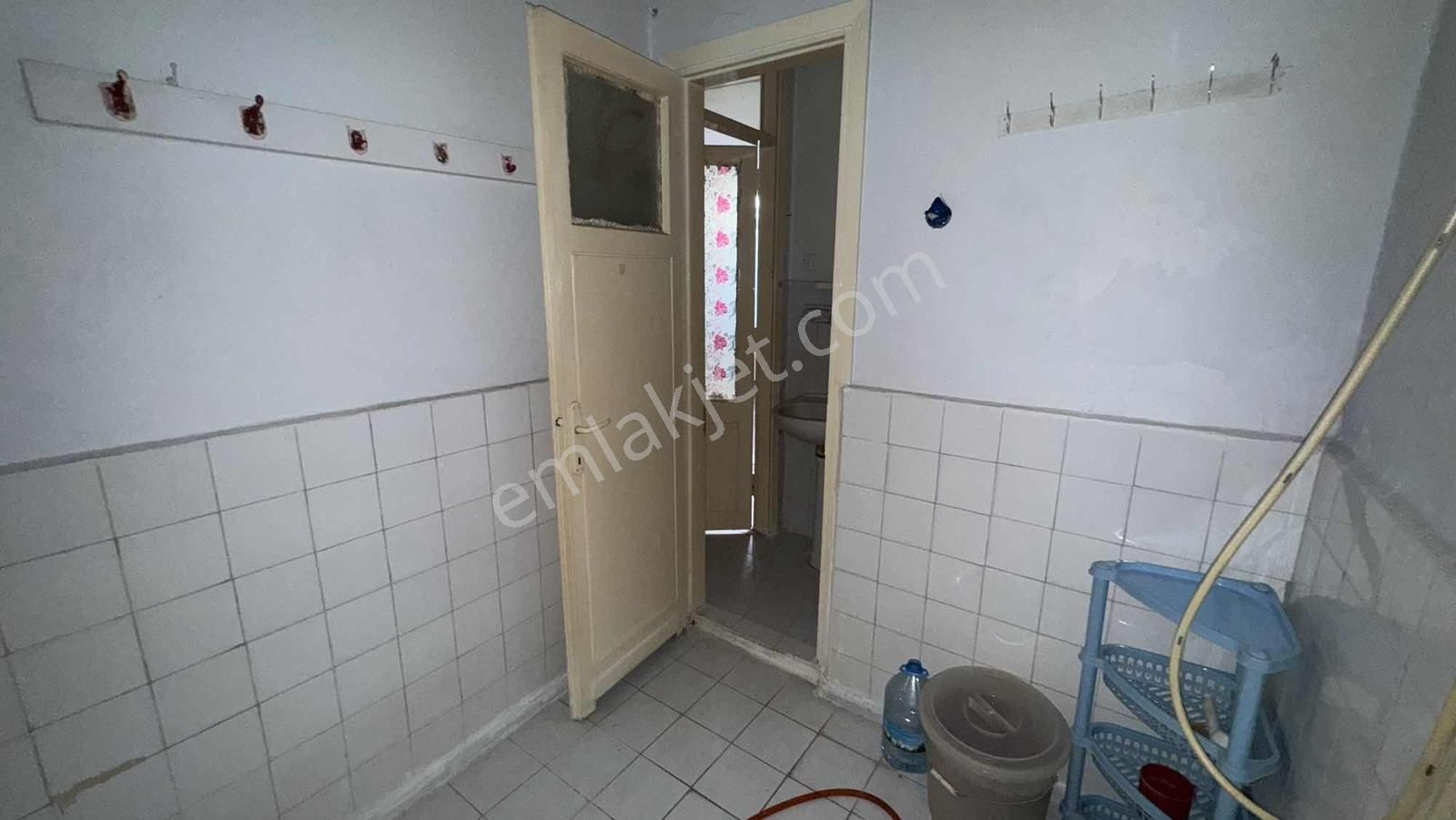 Nova'dan Avukatlar Sokak Mevkiinde Satılık - Görsel 23