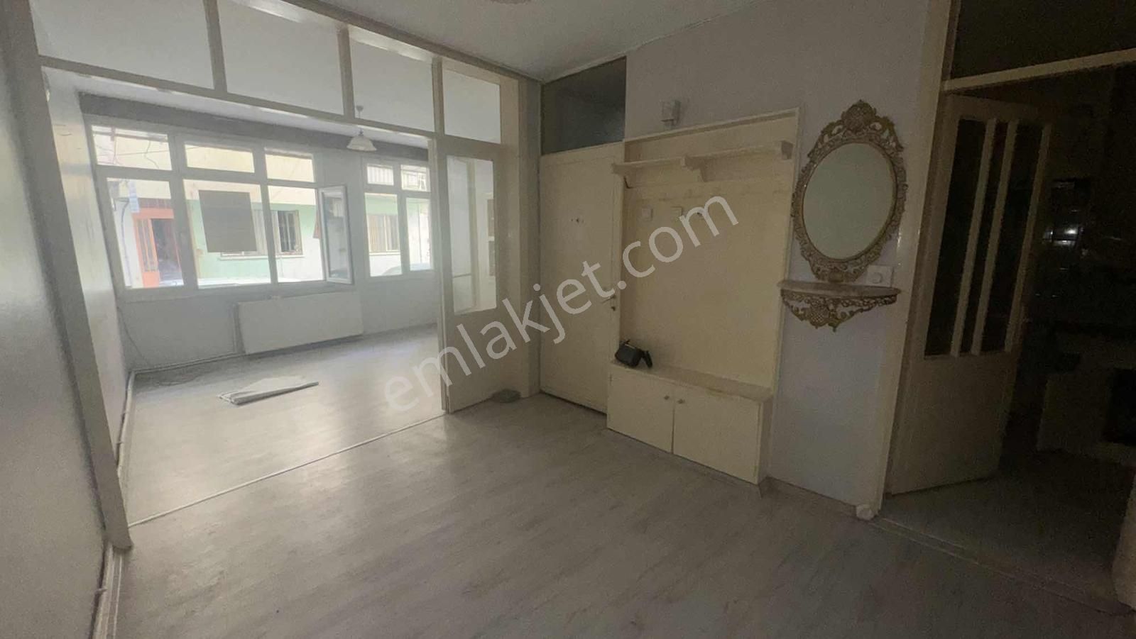 Nova'dan Avukatlar Sokak Mevkiinde Satılık - Görsel 8