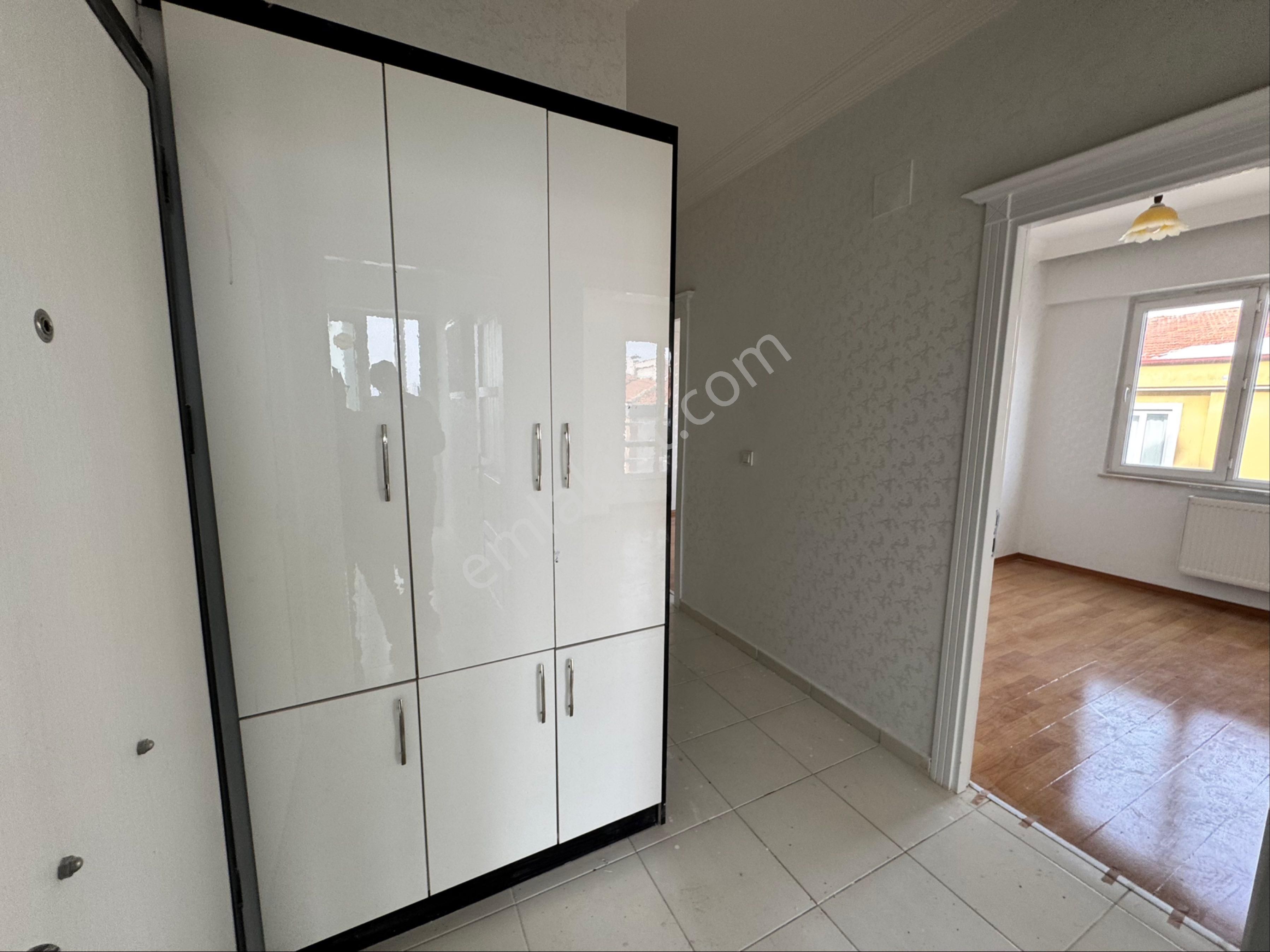G.antep Ertuğrul Gazi Mah Arakat Satılık 2+1 Daire Taksi Durağı Civarında - Görsel 28
