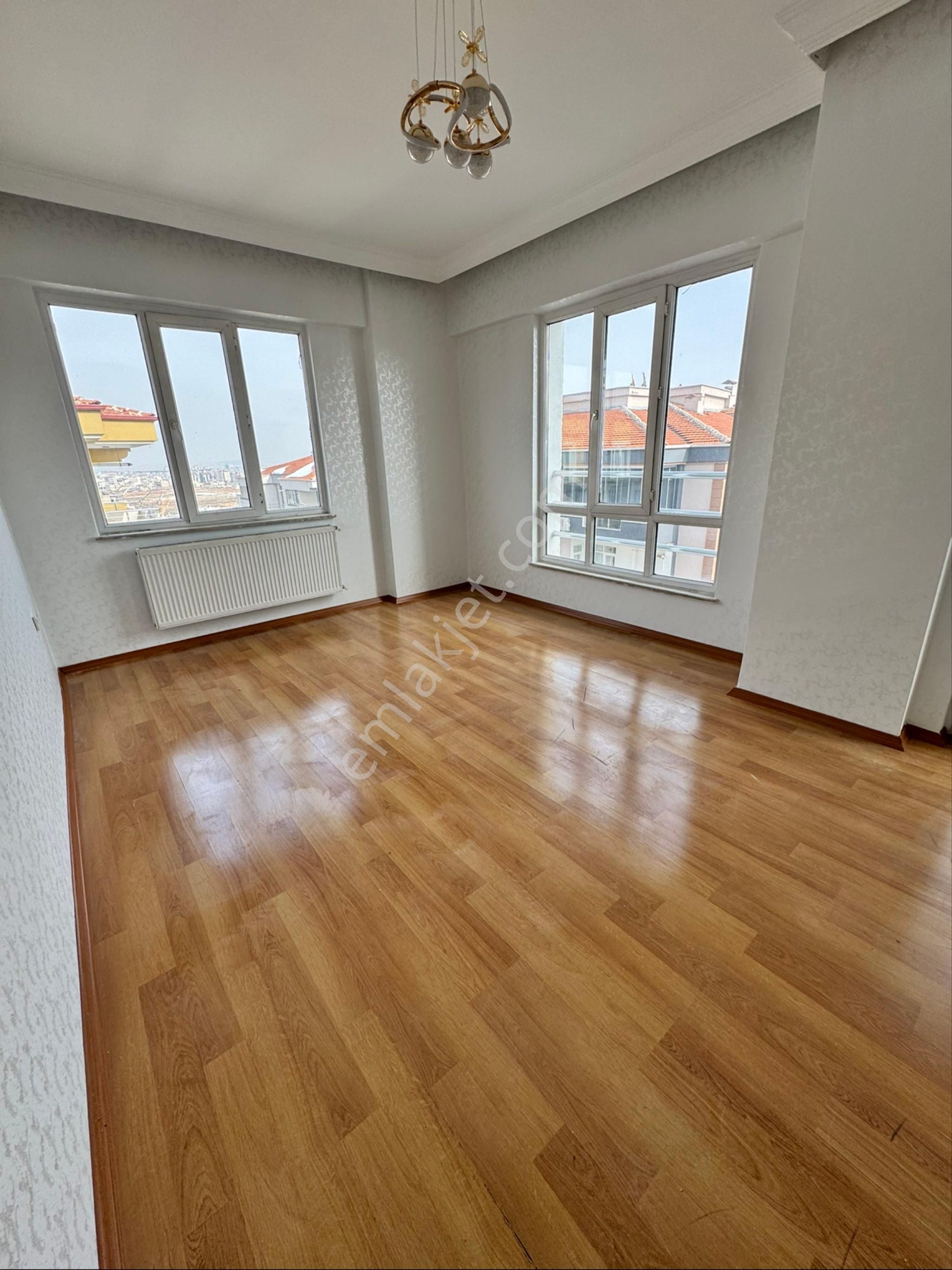 G.antep Ertuğrul Gazi Mah Arakat Satılık 2+1 Daire Taksi Durağı Civarında - Görsel 8