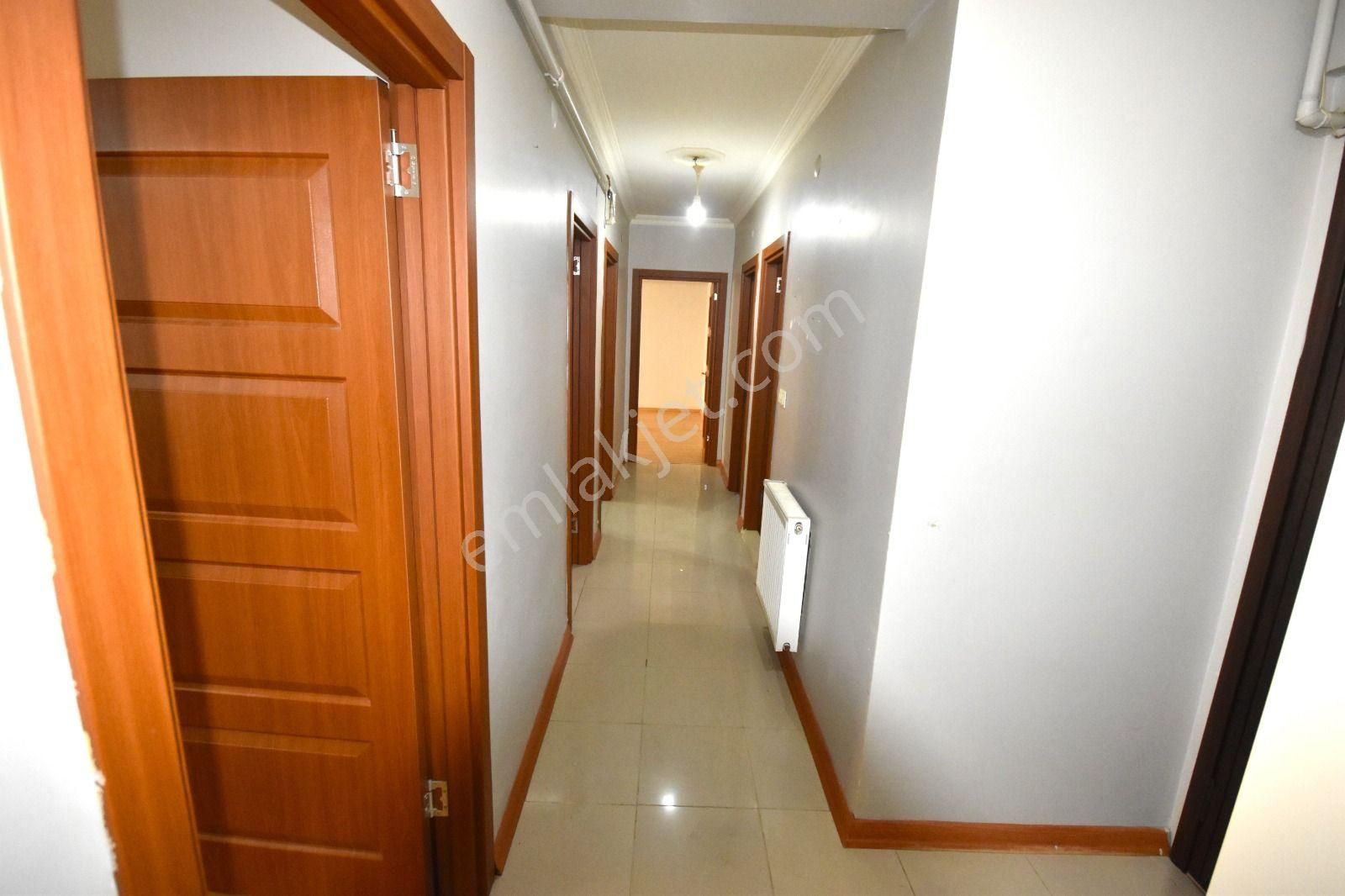 Seba'dan Yeşilova Mh 3+1 130m2 İskanlı Açık Otoparklı Acil Satılık 1.kat - Görsel 28