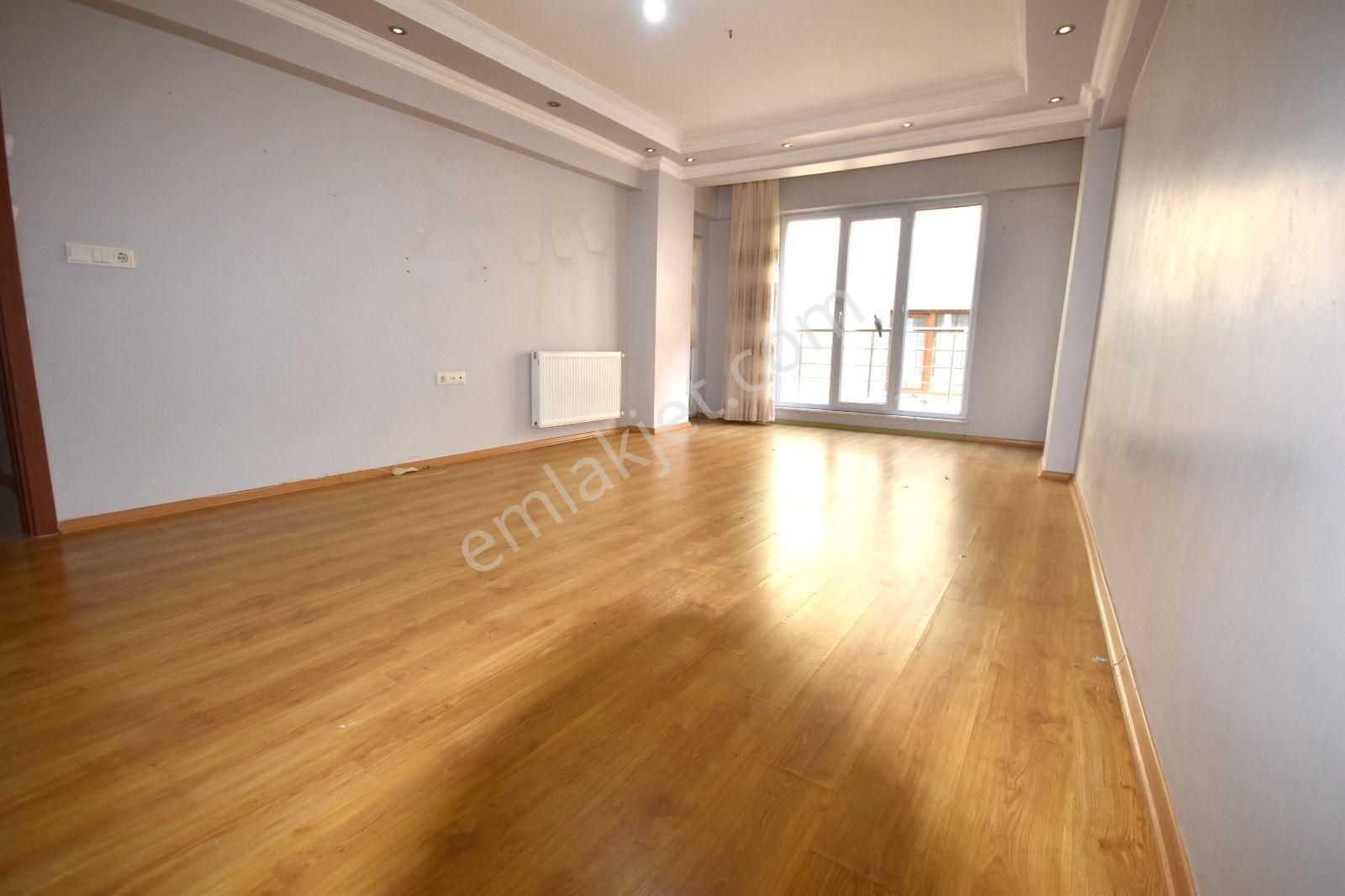 Seba'dan Yeşilova Mh 3+1 130m2 İskanlı Açık Otoparklı Acil Satılık 1.kat - Görsel 2