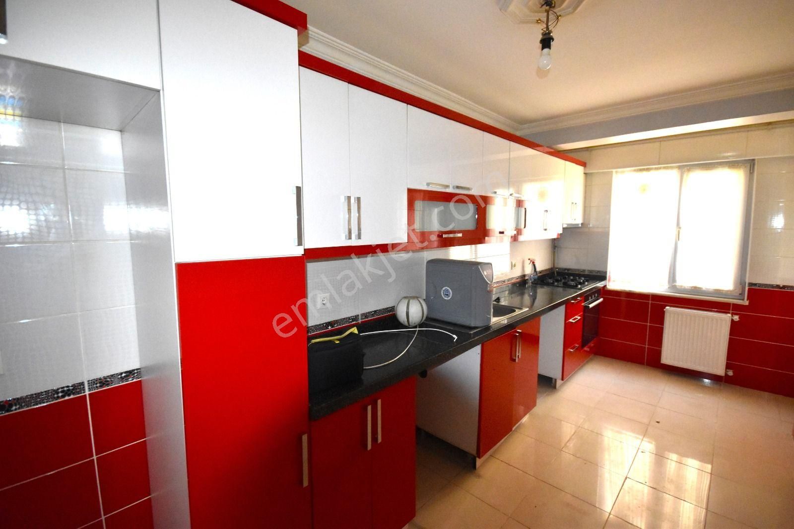 Seba'dan Yeşilova Mh 3+1 130m2 İskanlı Açık Otoparklı Acil Satılık 1.kat - Görsel 17