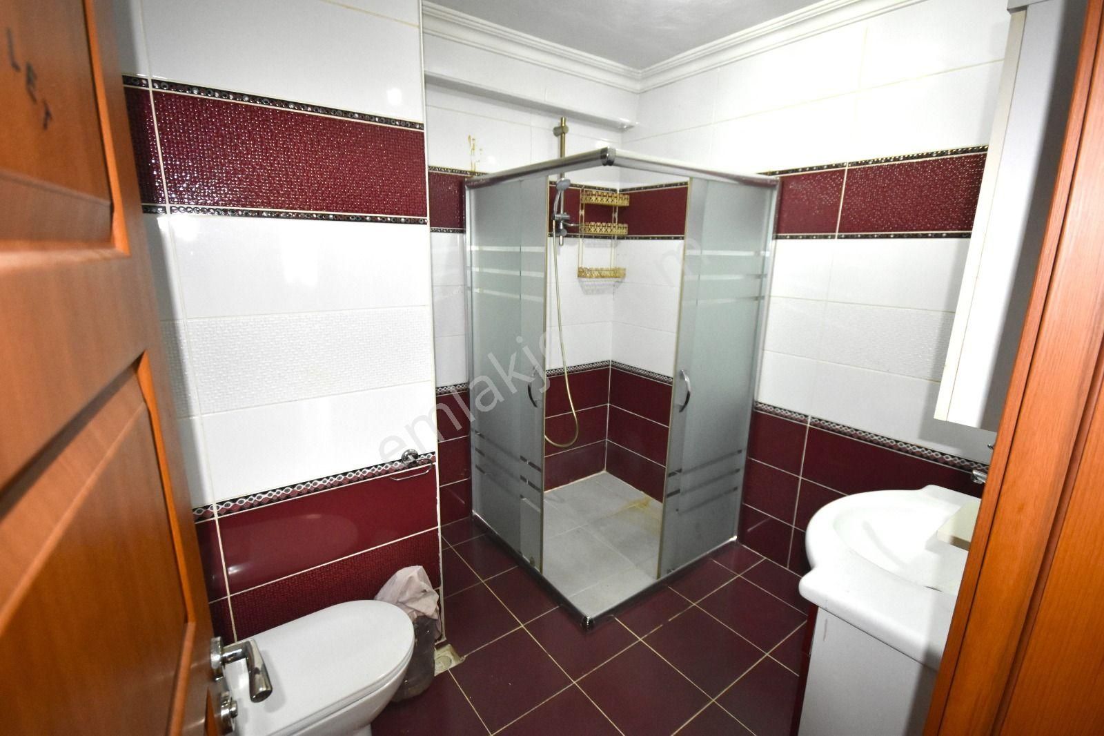 Seba'dan Yeşilova Mh 3+1 130m2 İskanlı Açık Otoparklı Acil Satılık 1.kat - Görsel 21