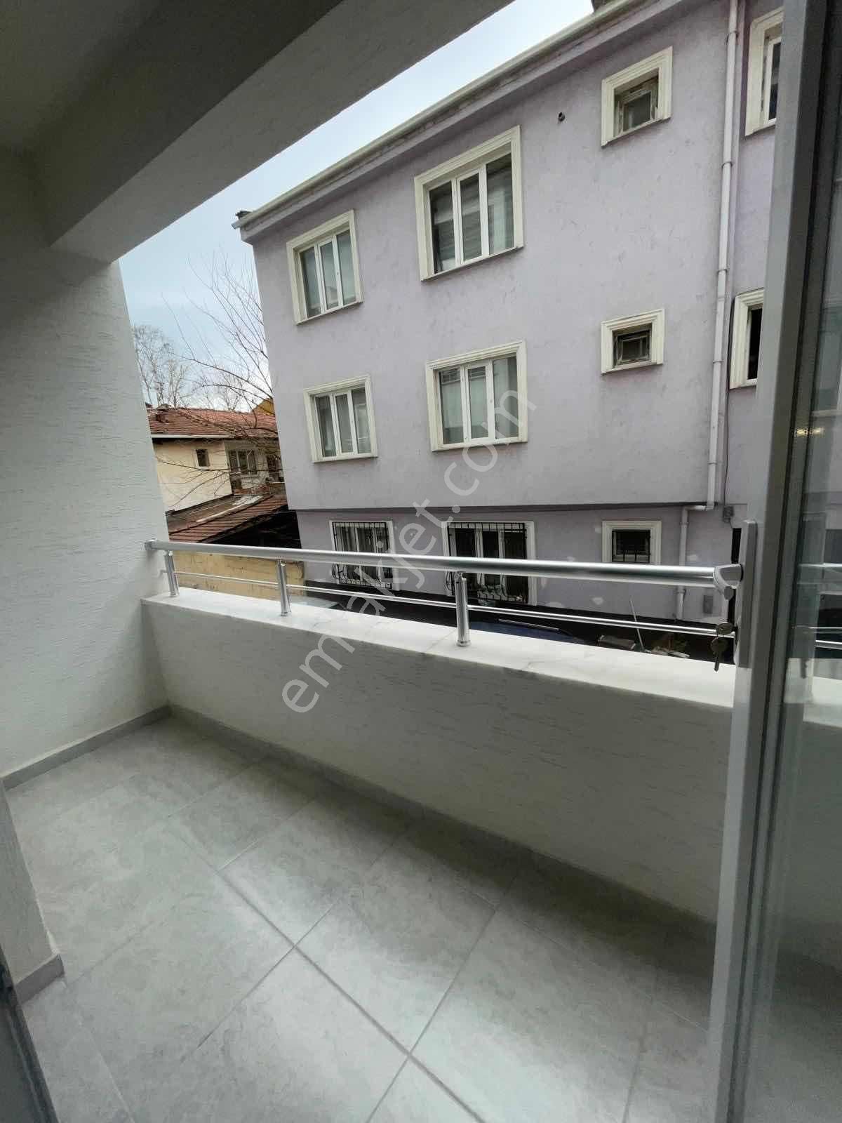 Anka Gayrimenkul'den Memura 1+1 Eşyalı Kiralık Daire - Görsel 2