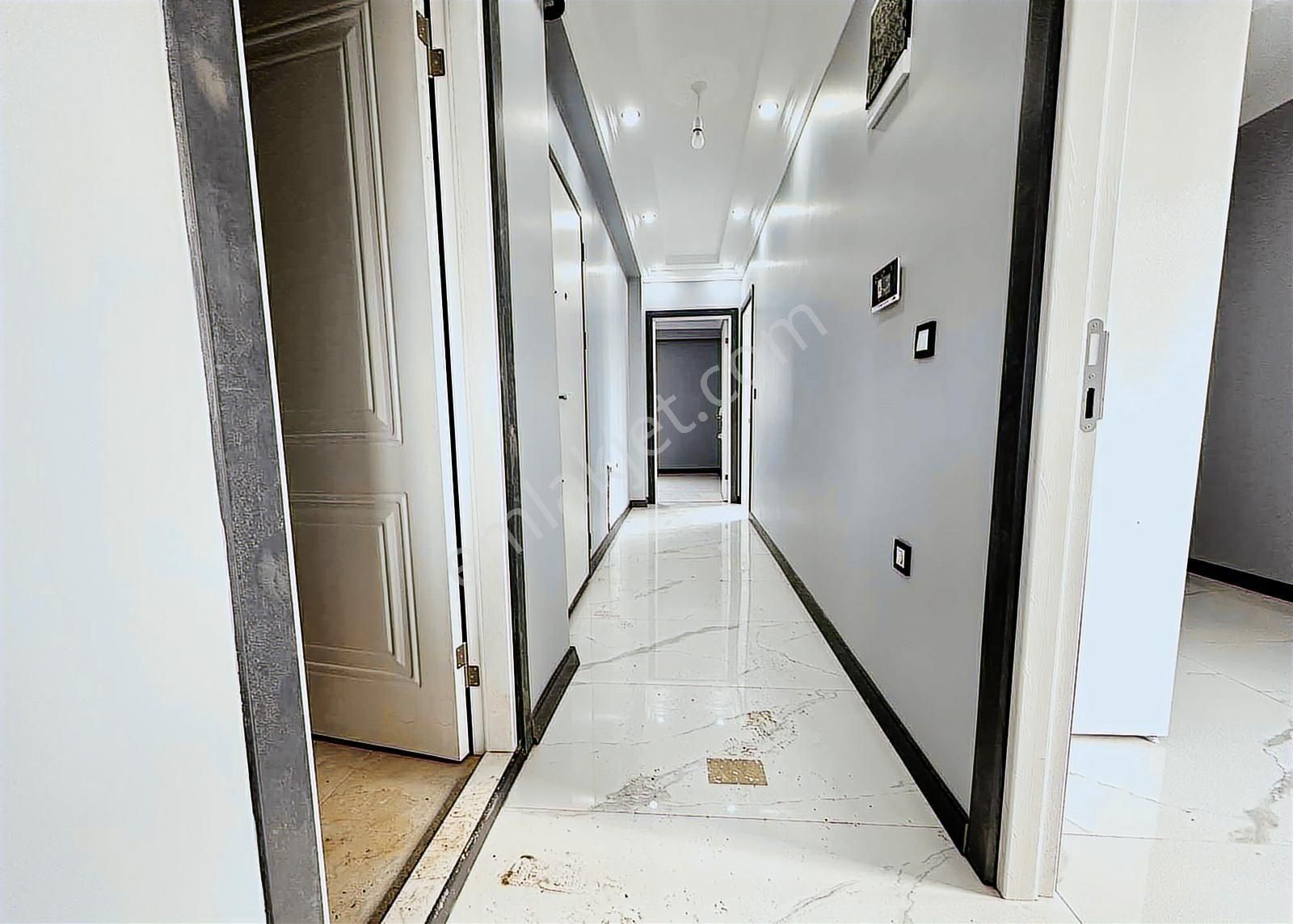 Darıca Sırasöğütler Atatürk Caddesine Komşu Satılık 2+1 Daire - Görsel 3