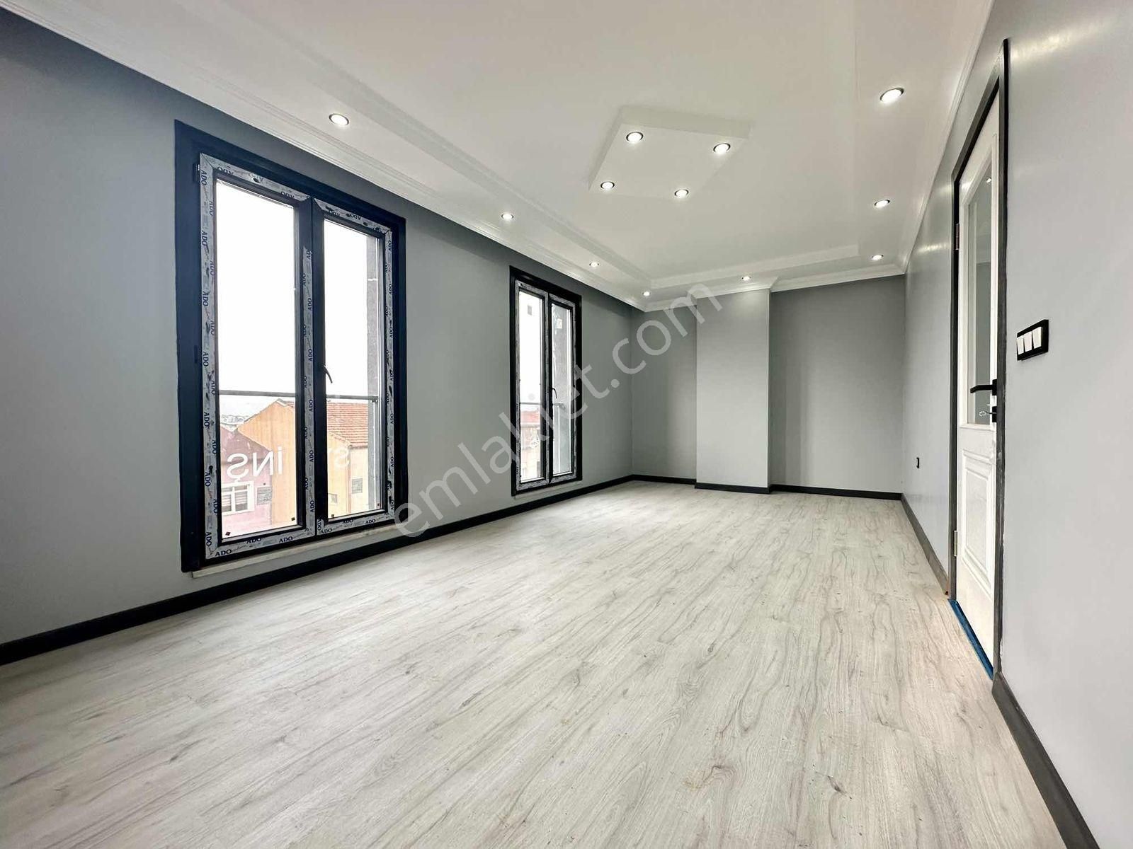 Darıca Sırasöğütler Atatürk Caddesine Komşu Satılık 2+1 Daire - Görsel 9