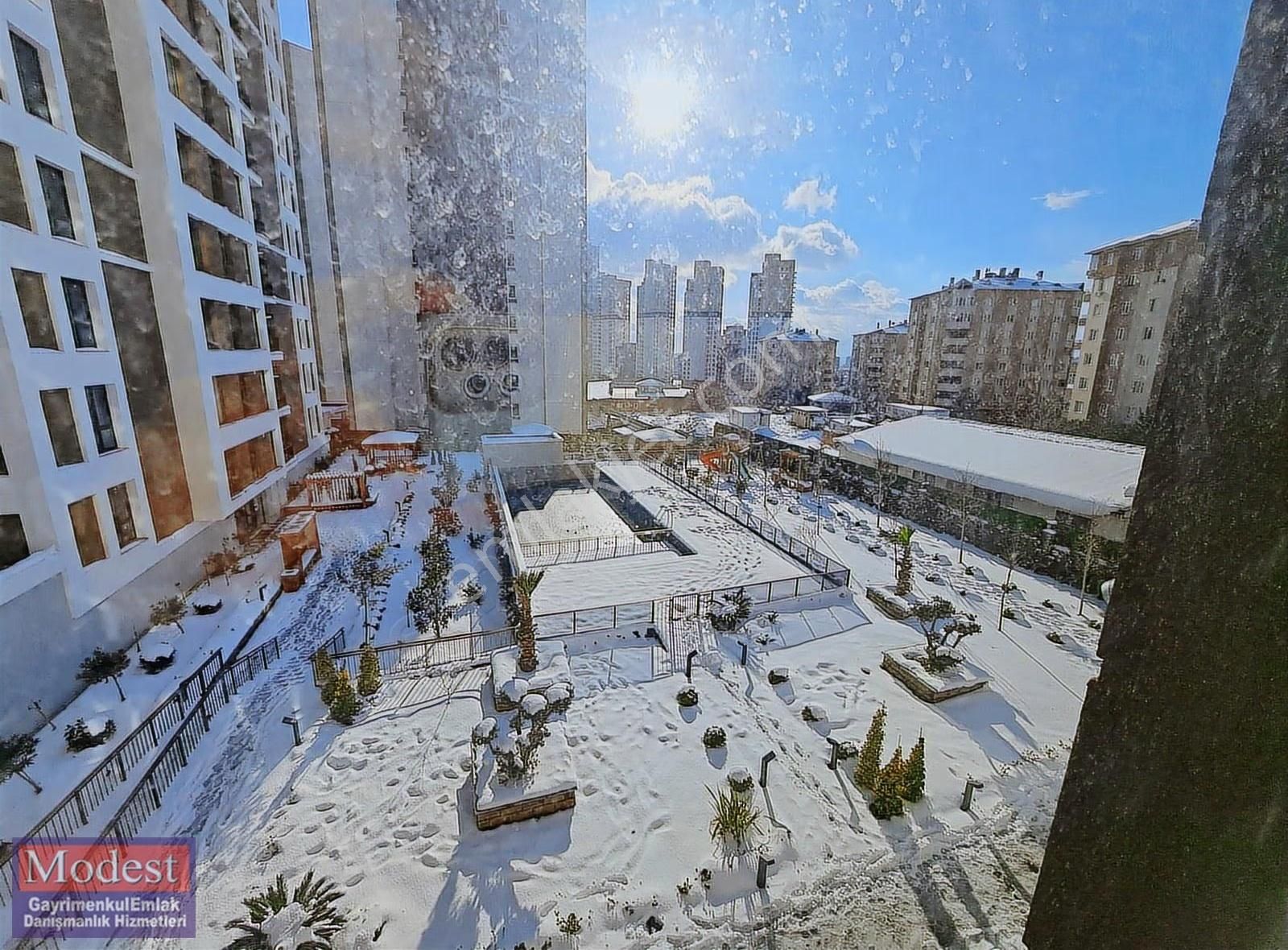 Kartal Metrosuna Yakın Yeni Sitede Kiralık 1+1 Daire - Görsel 23