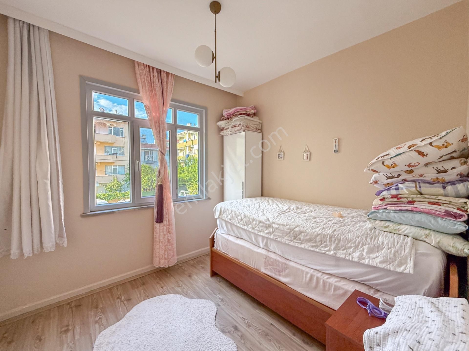 Kumbağ'da Pazar Sokağında Eşyalı Satılık 2+1 Daire - Görsel 24