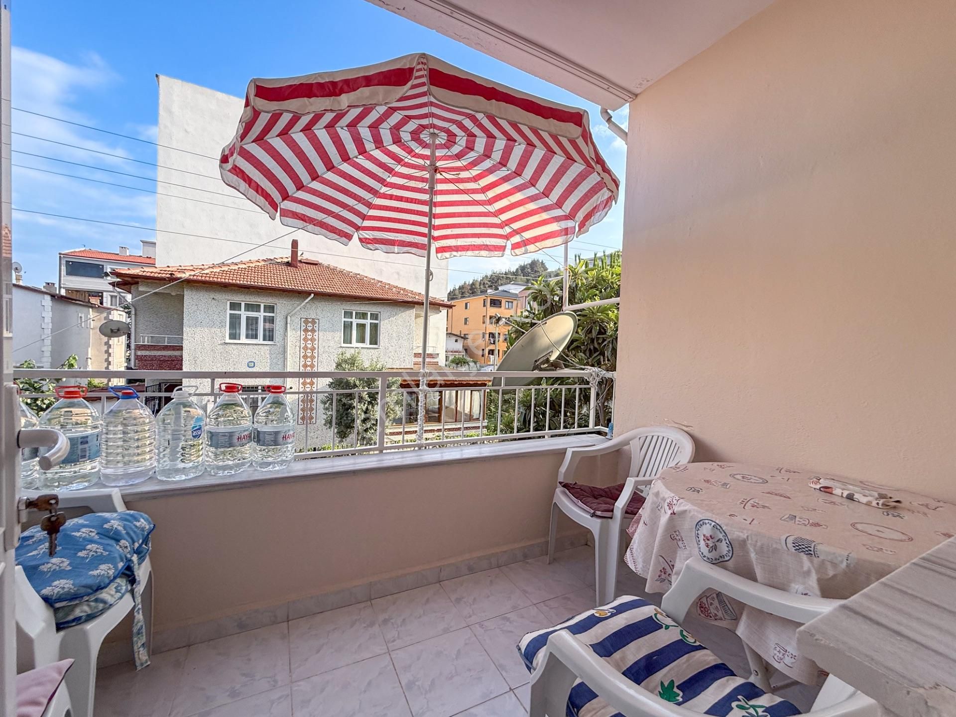 Kumbağ'da Pazar Sokağında Eşyalı Satılık 2+1 Daire - Görsel 13