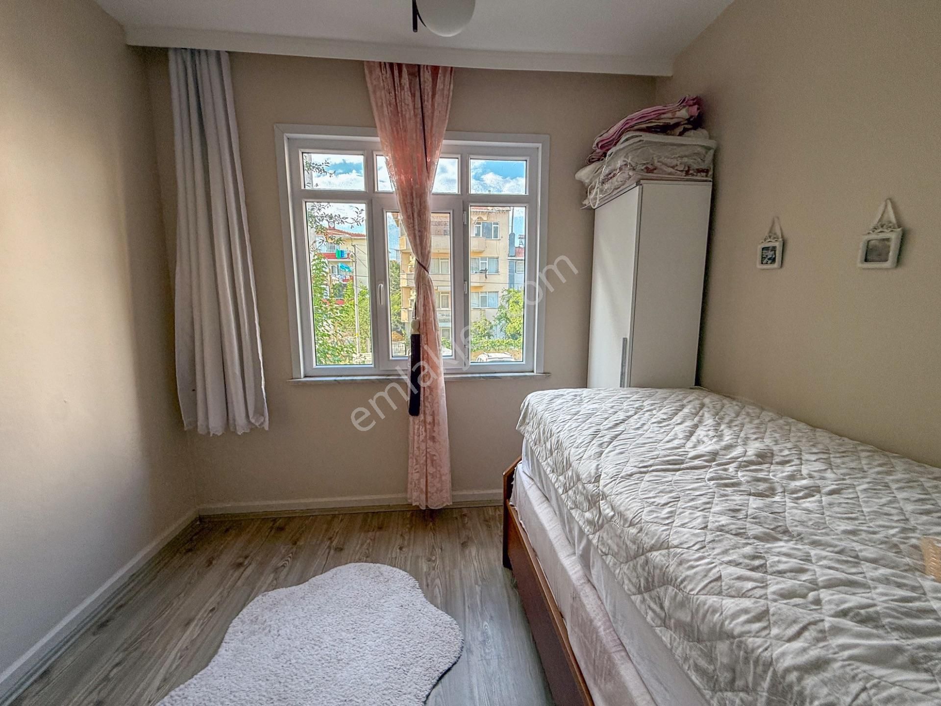 Kumbağ'da Pazar Sokağında Eşyalı Satılık 2+1 Daire - Görsel 28