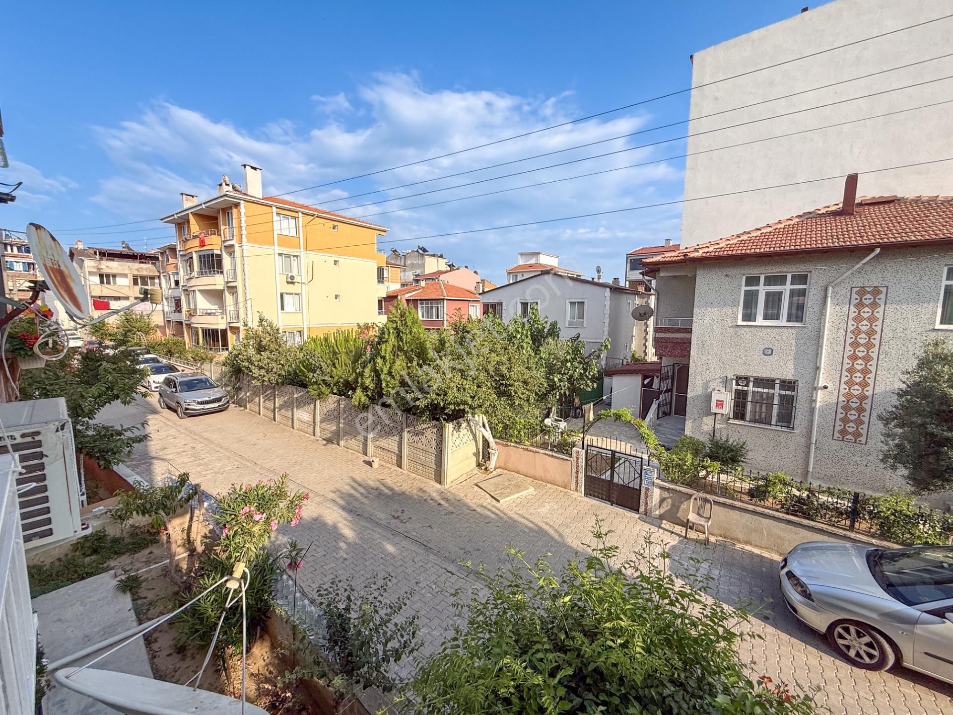 Kumbağ'da Pazar Sokağında Eşyalı Satılık 2+1 Daire - Görsel 17