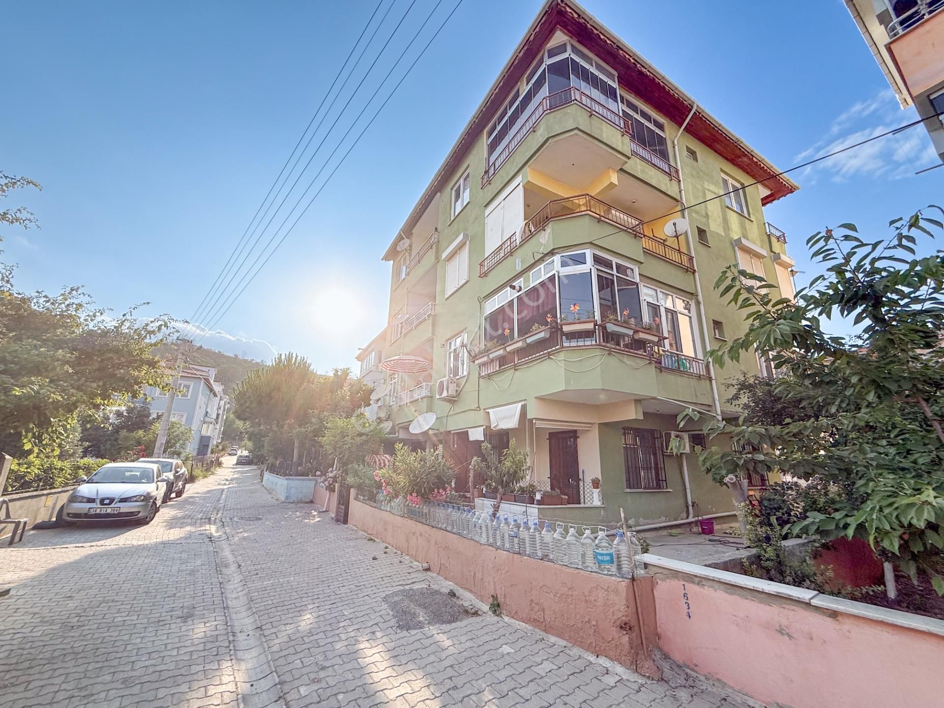 Kumbağ'da Pazar Sokağında Eşyalı Satılık 2+1 Daire - Görsel 2