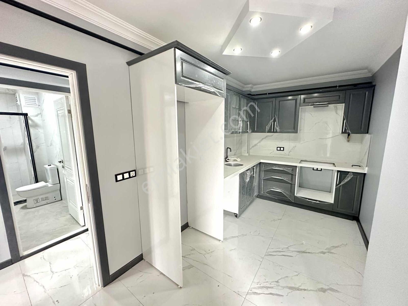 Atatürk Caddesi Yakını Geniş Kullanışlı 2+1 Ara Kat - Görsel 8