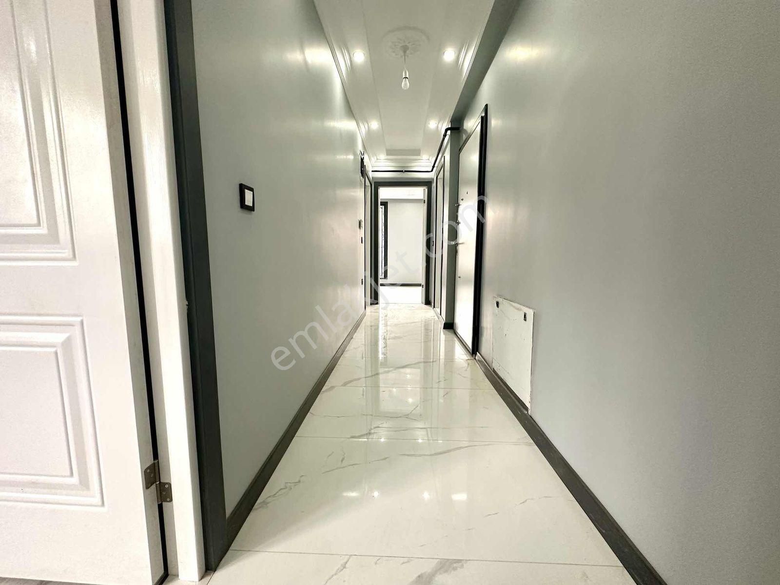 Atatürk Caddesi Yakını Geniş Kullanışlı 2+1 Ara Kat - Görsel 10