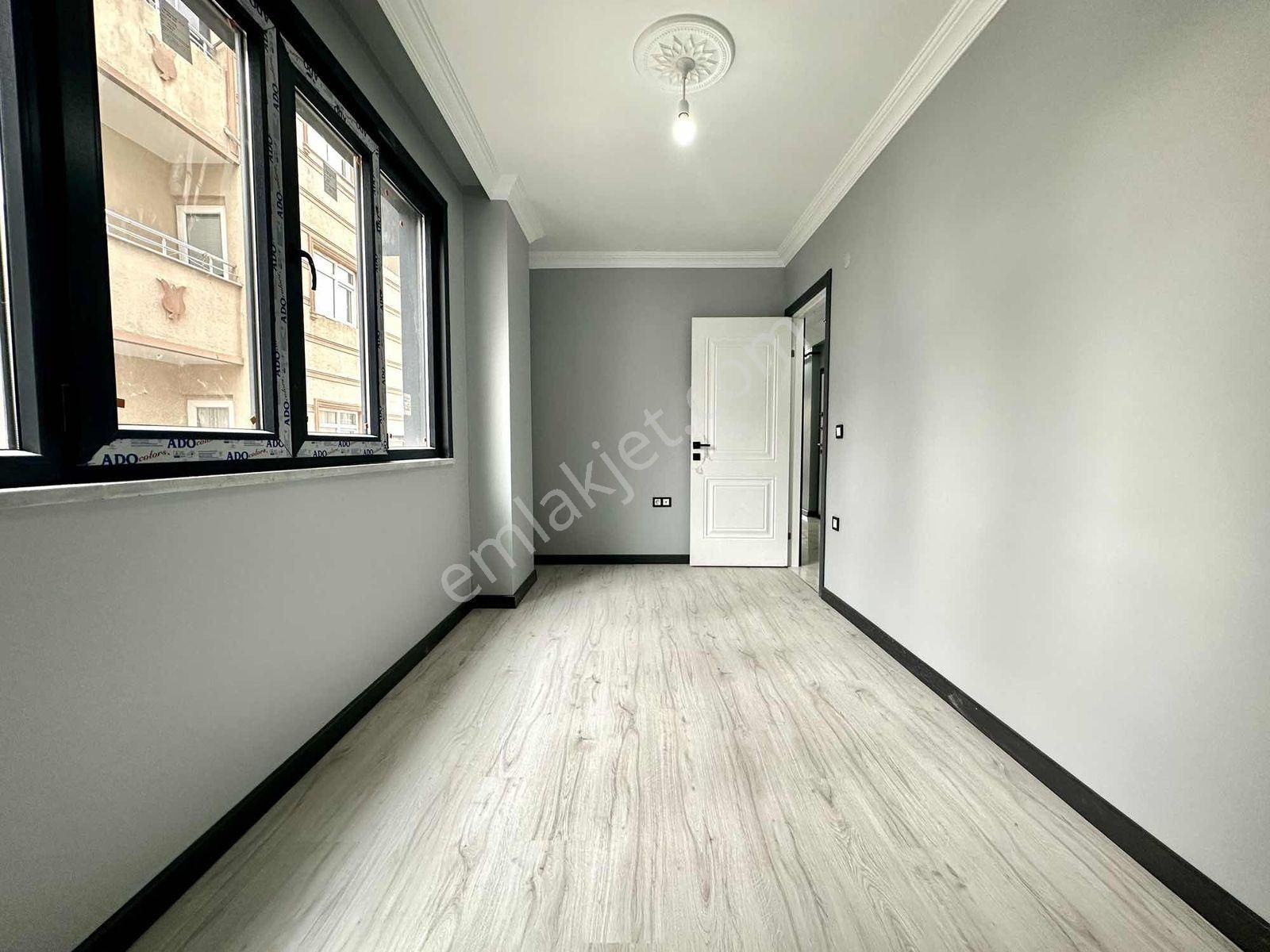 Atatürk Caddesi Yakını Geniş Kullanışlı 2+1 Ara Kat - Görsel 9