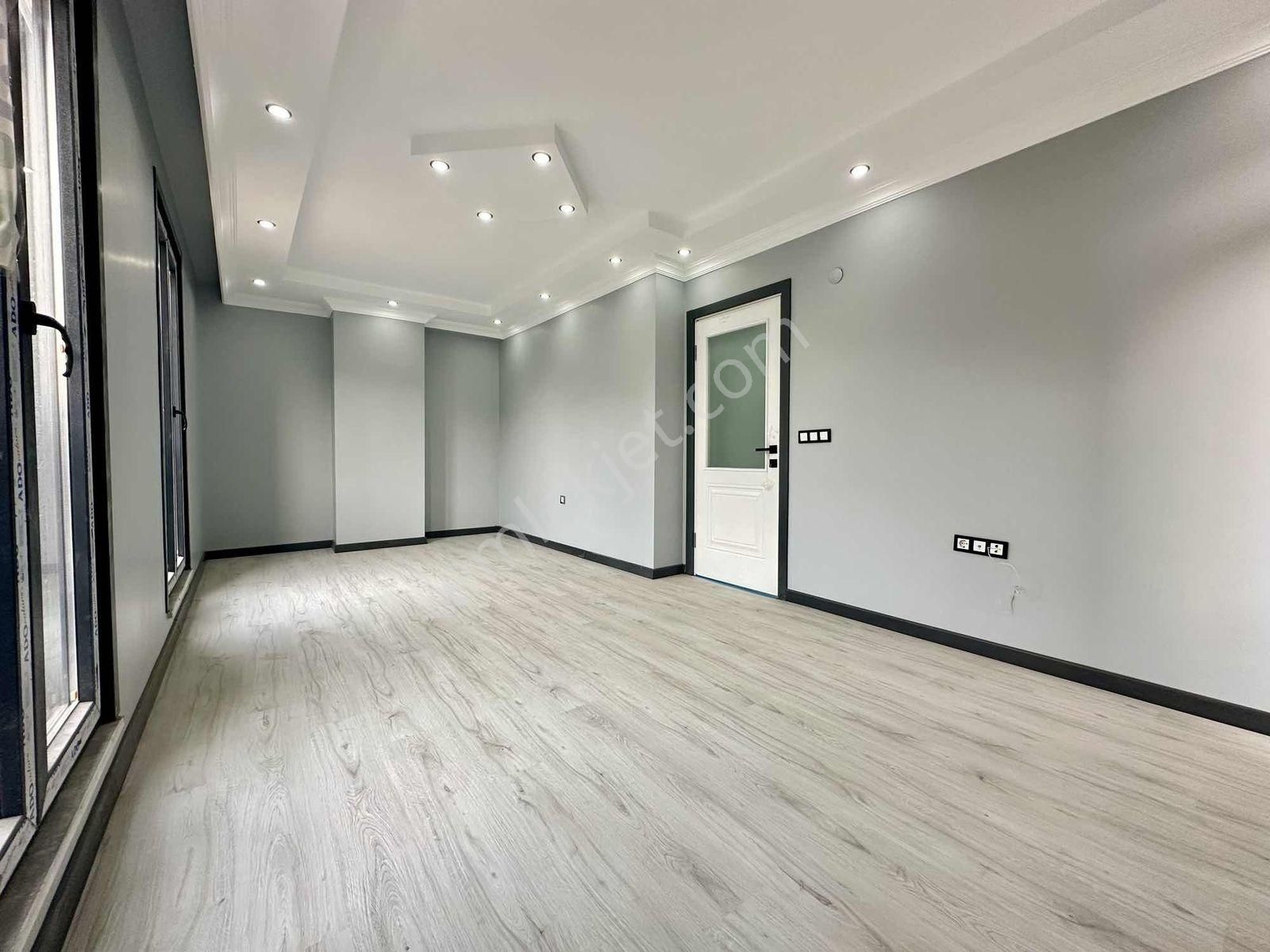 Atatürk Caddesi Yakını Geniş Kullanışlı 2+1 Ara Kat - Görsel 15