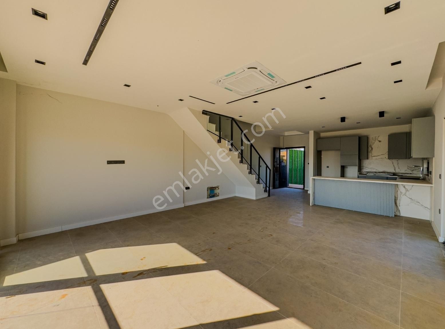 Prestij, Konfor Ve Kazanç Bir Arada | Döşemealtı Lüks Villa - Görsel 11