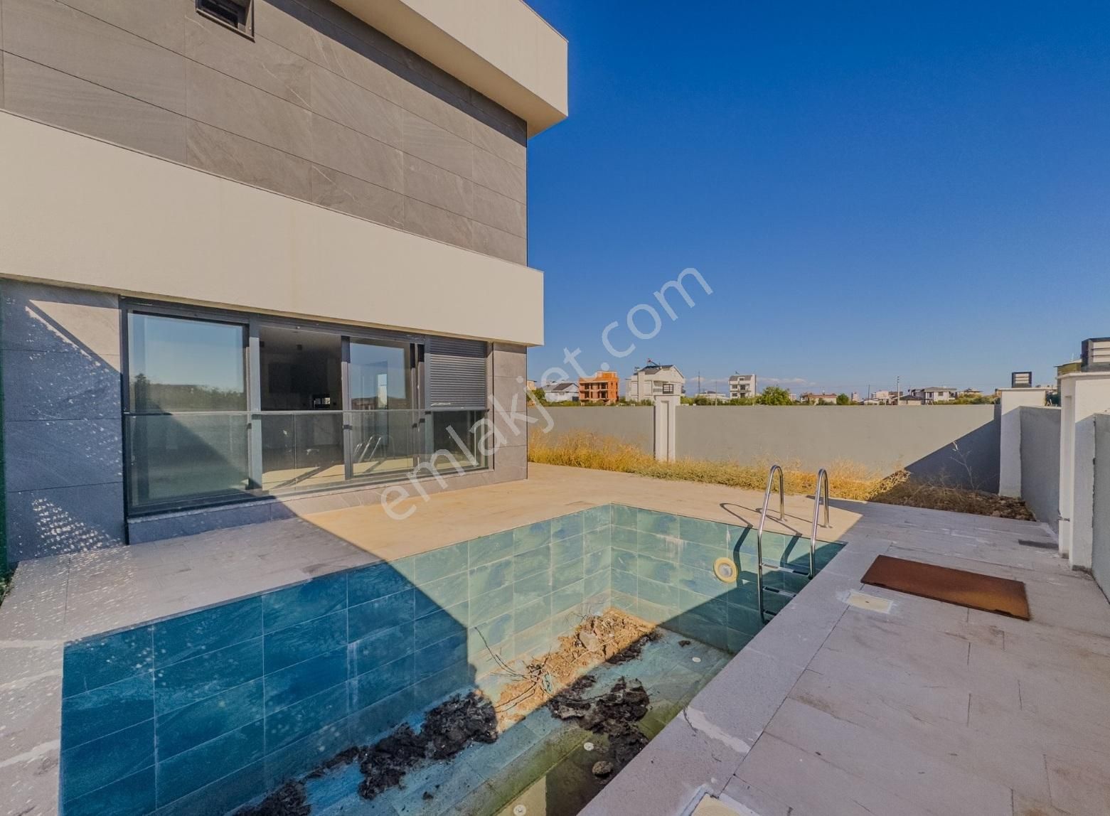 Prestij, Konfor Ve Kazanç Bir Arada | Döşemealtı Lüks Villa - Görsel 10