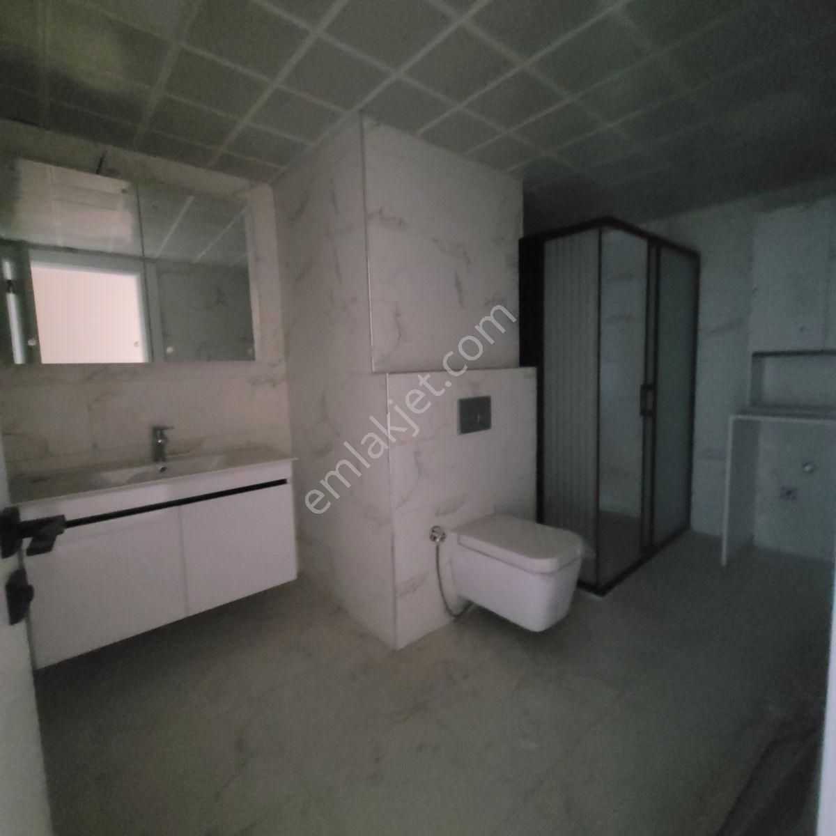 Turgutlu Site İçerisinde Geniş Cam Balkonlu 3+1 Sıfır Daire - Görsel 32