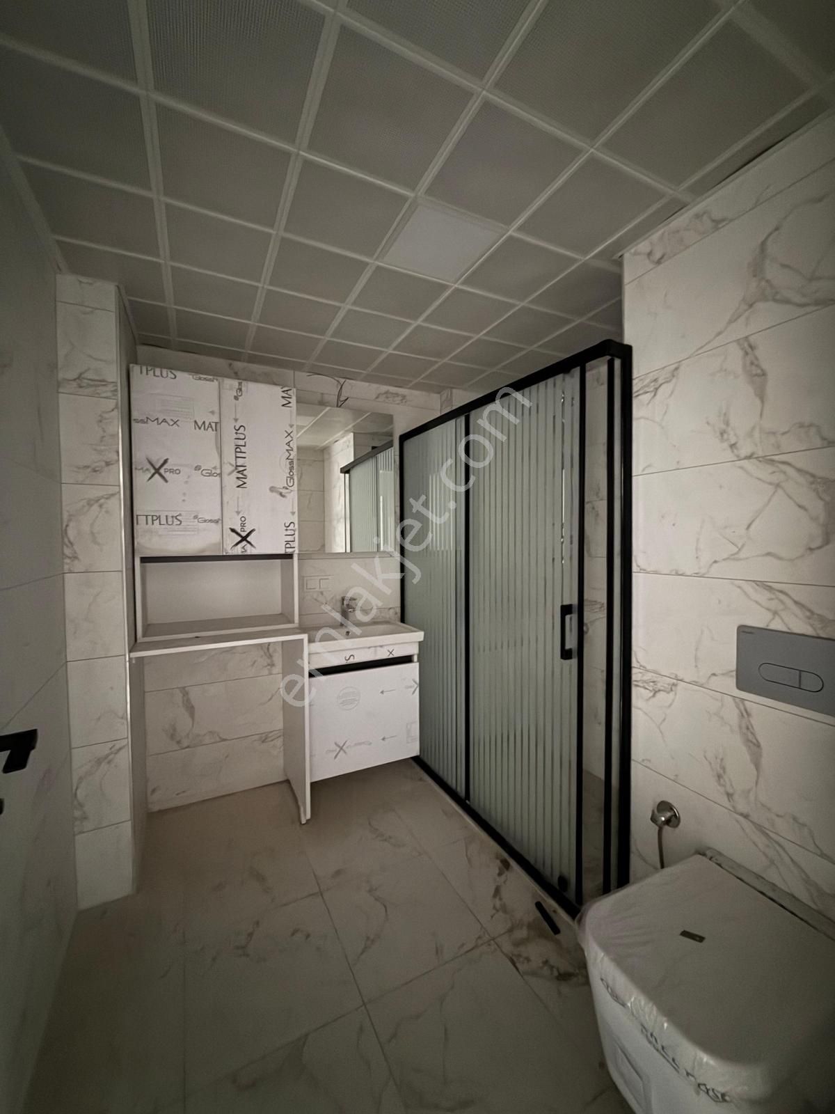 Turgutlu Site İçerisinde Geniş Cam Balkonlu 3+1 Sıfır Daire - Görsel 2