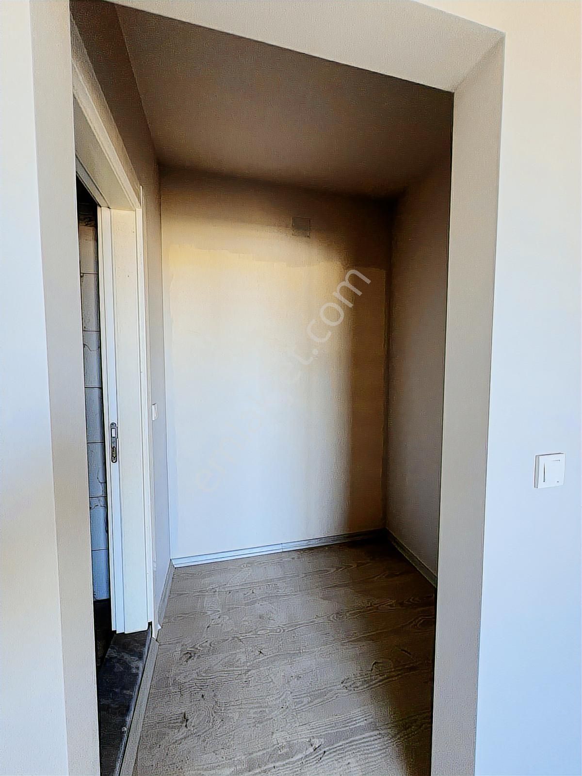 Turgutlu Site İçerisinde Geniş Cam Balkonlu 3+1 Sıfır Daire - Görsel 25
