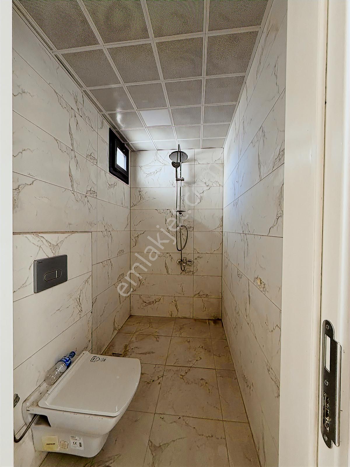 Turgutlu Site İçerisinde Geniş Cam Balkonlu 3+1 Sıfır Daire - Görsel 24