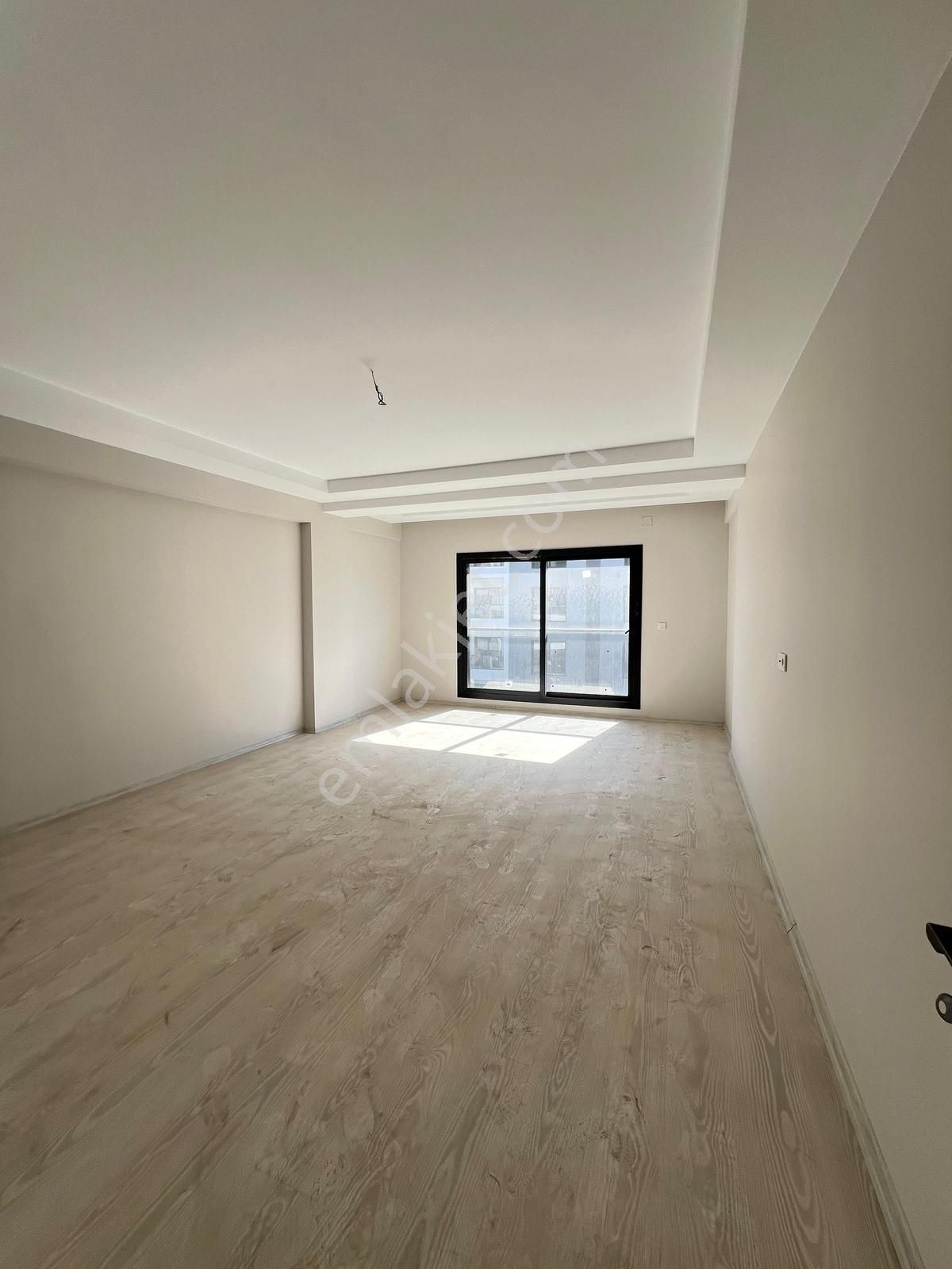 Turgutlu Site İçerisinde Geniş Cam Balkonlu 3+1 Sıfır Daire - Görsel 6