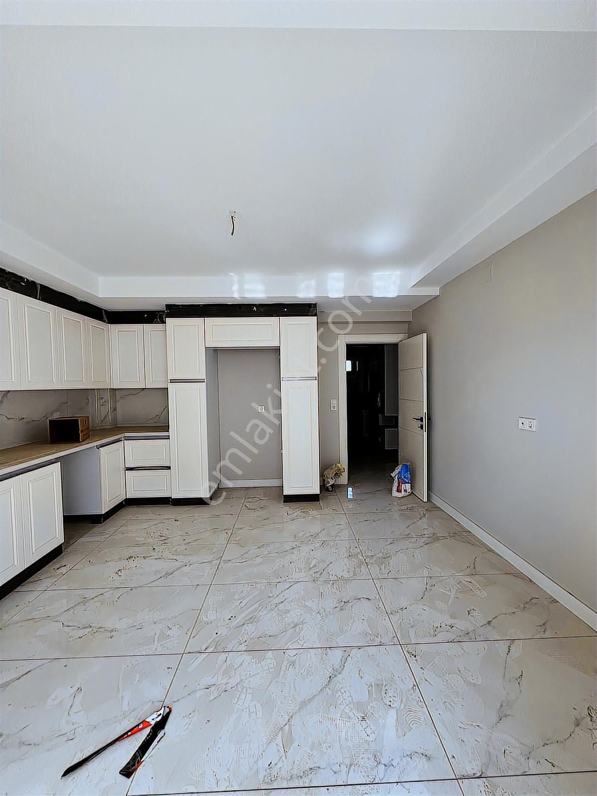 Turgutlu Site İçerisinde Geniş Cam Balkonlu 3+1 Sıfır Daire - Görsel 21