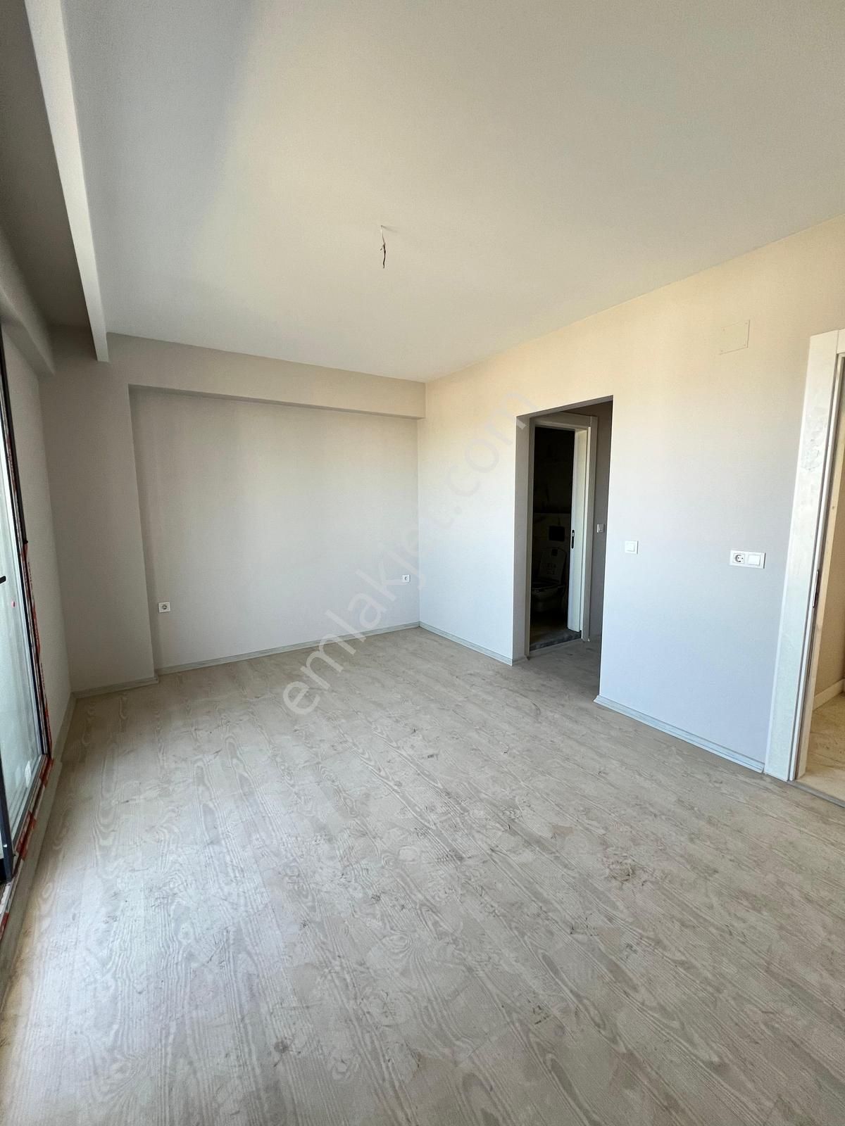 Turgutlu Site İçerisinde Geniş Cam Balkonlu 3+1 Sıfır Daire - Görsel 22