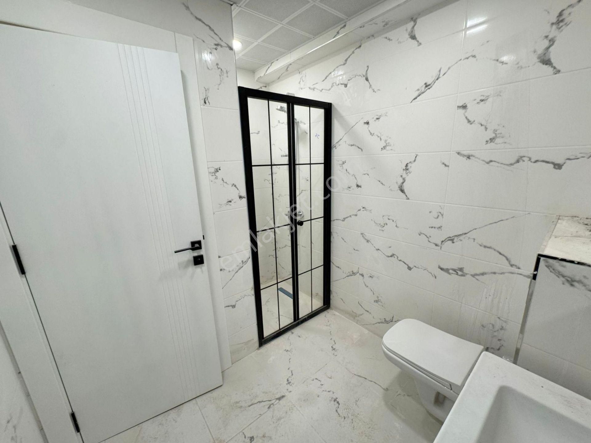 Mertcan'dan Metroya 5dk Sitede Şehrin En İyi Konumunda Sıfır 2+1 - Görsel 10