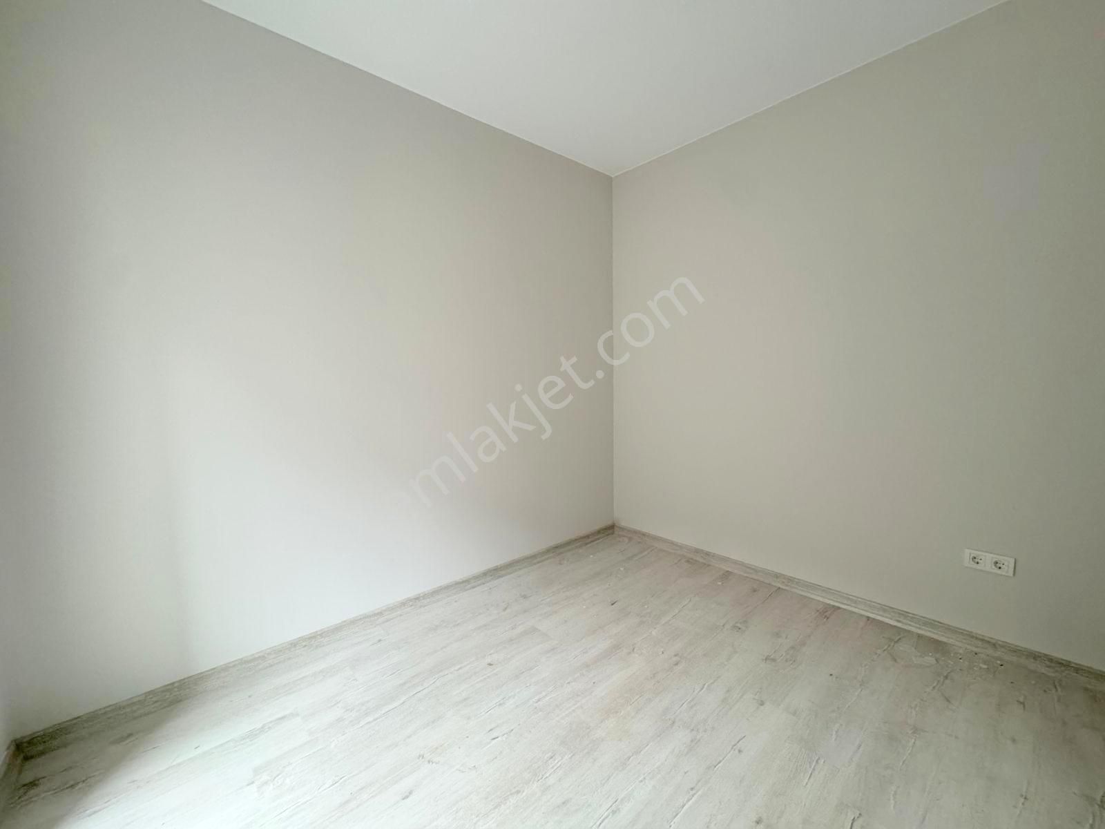 Mertcan'dan Metroya 5dk Sitede Şehrin En İyi Konumunda Sıfır 2+1 - Görsel 9