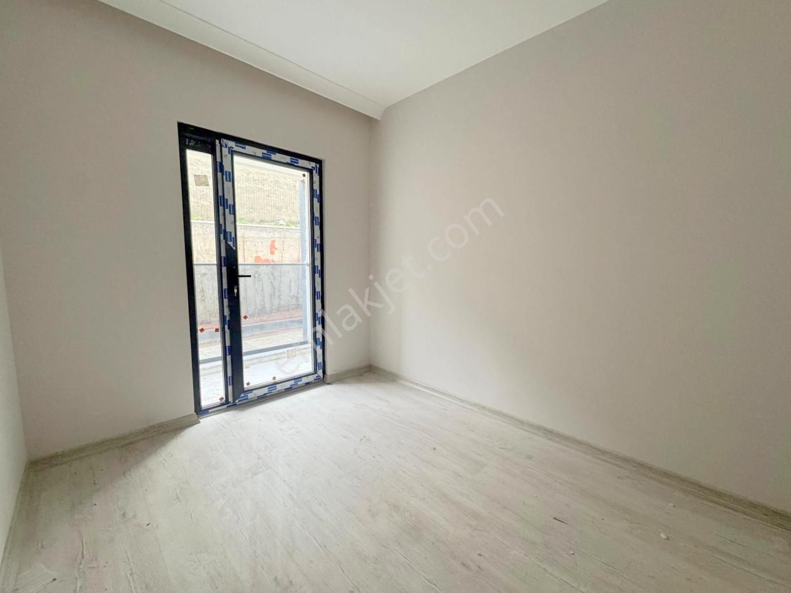 Mertcan'dan Metroya 5dk Sitede Şehrin En İyi Konumunda Sıfır 2+1 - Görsel 6