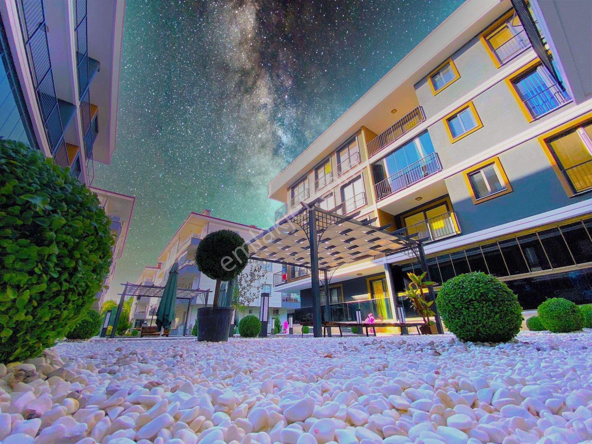 Hayallerinizin Anahtarı Bizde! Aktif'ten İkizçayda Tasarım Harikası Otoparklı 1+1 Daire