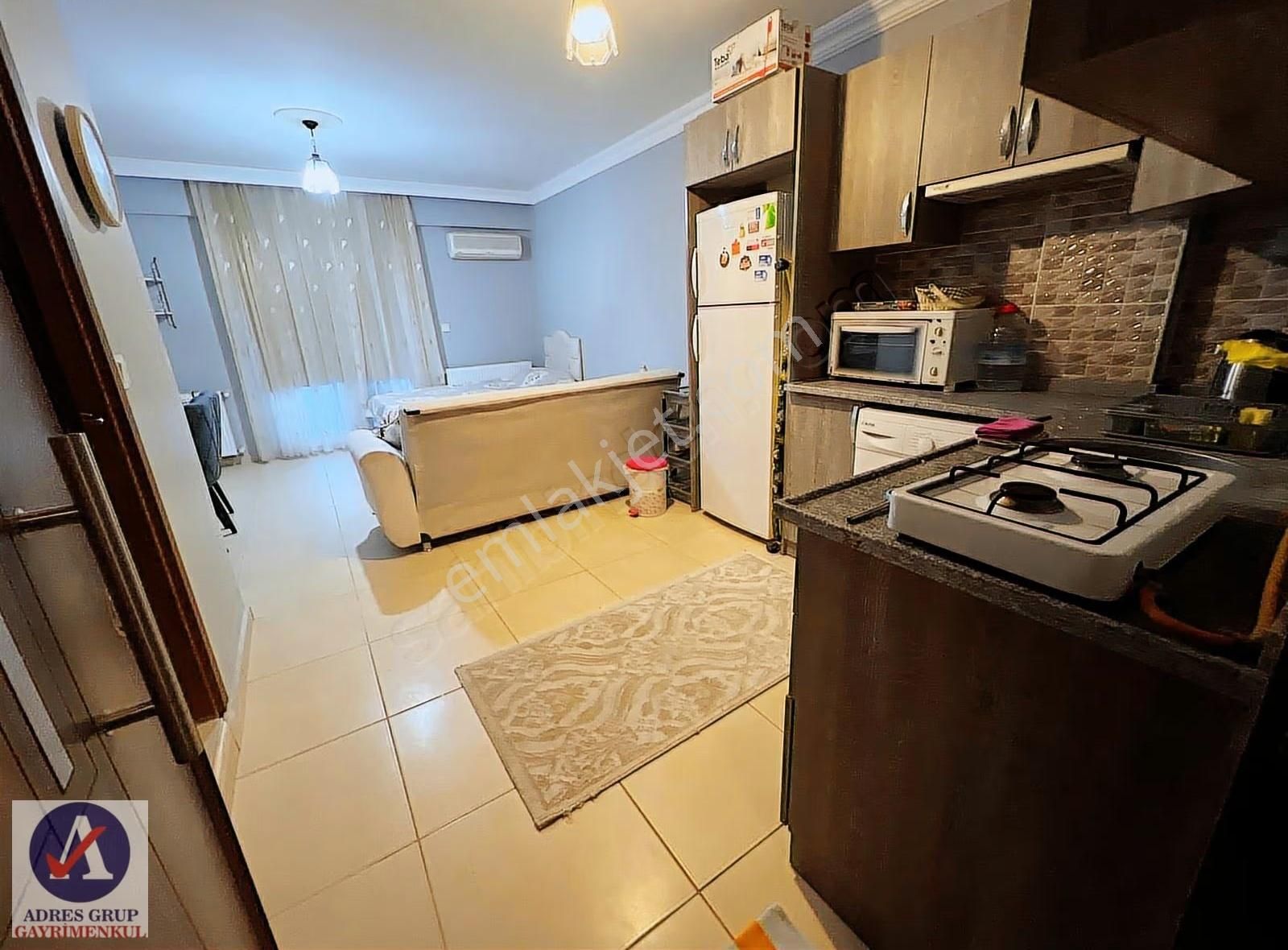 Urla Yakada Ön Cephe Ara Kat Yüksek Kiralı Satılık 1+0 Daire - Görsel 9