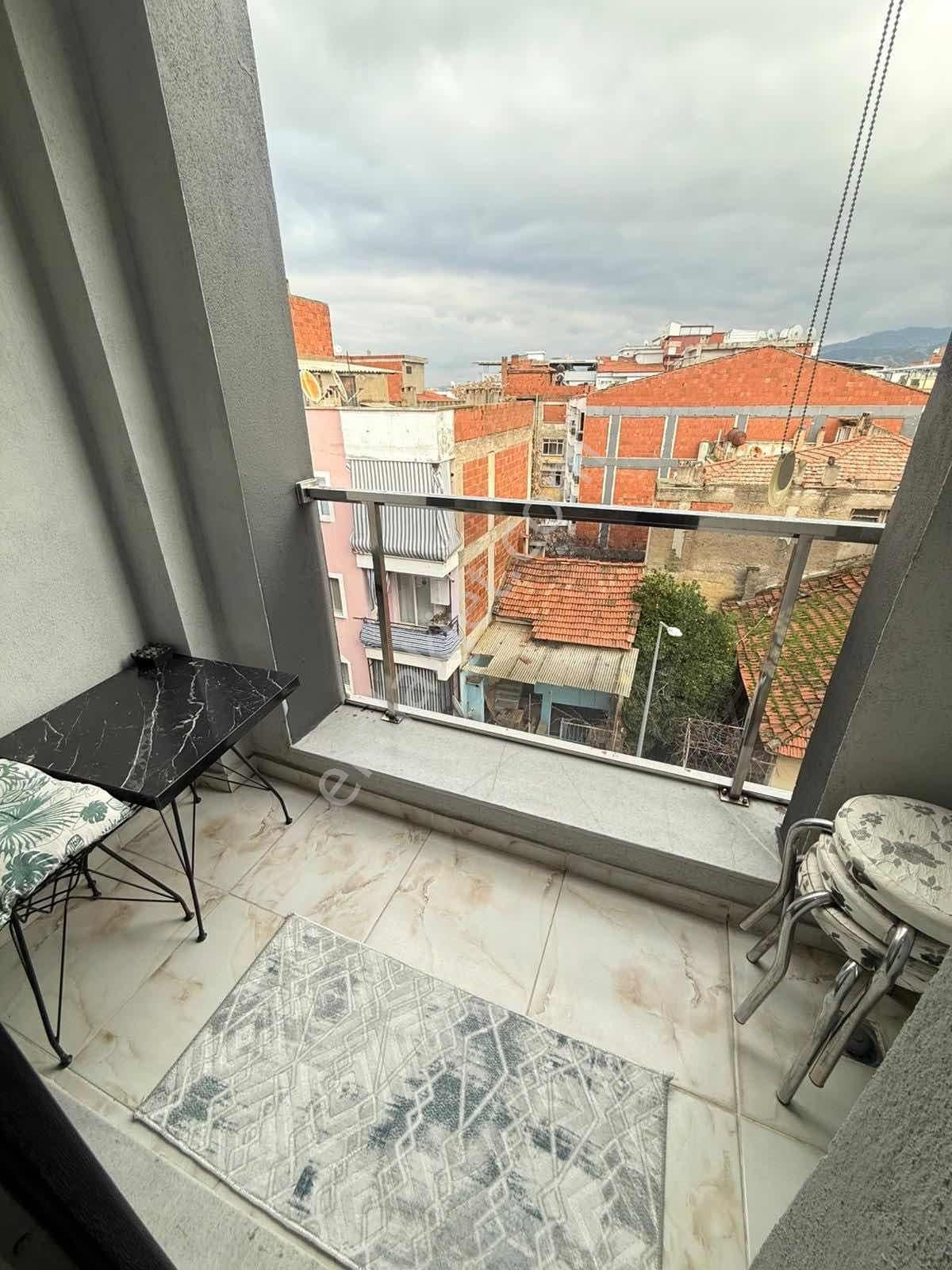 Nova'dan Çarşı İçinde Satılık 3+1 Daire - Görsel 11