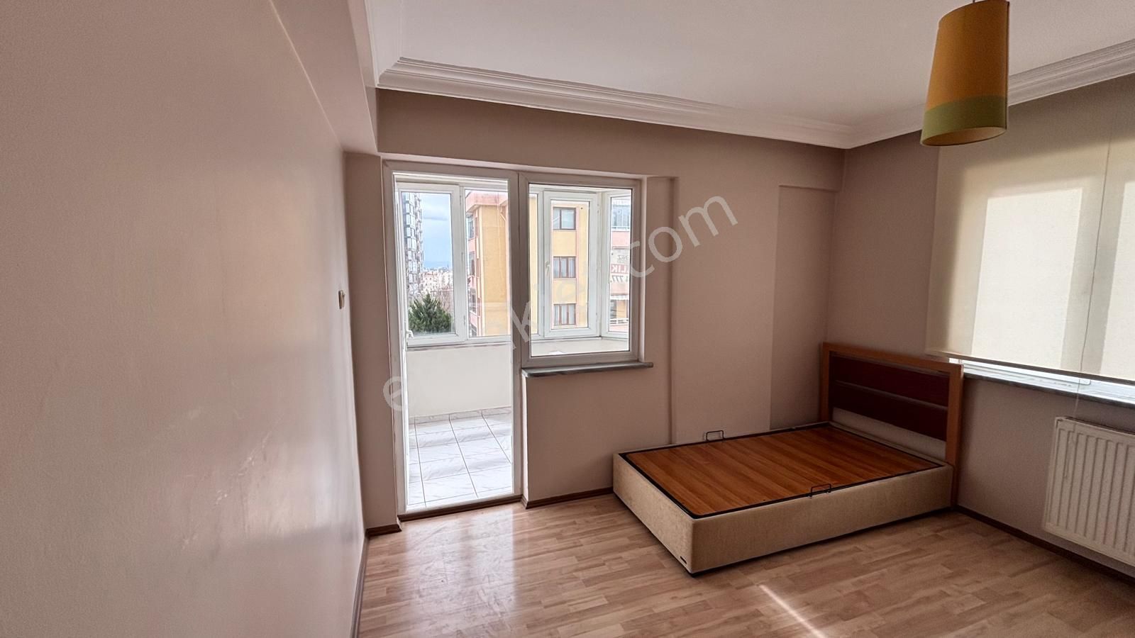 Barış Mahallesi Fsm Metroya 200 Metre 3+1 Kombili Daire - Görsel 10