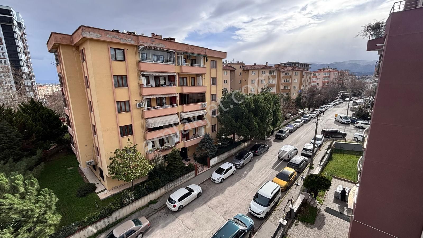 Barış Mahallesi Fsm Metroya 200 Metre 3+1 Kombili Daire - Görsel 20