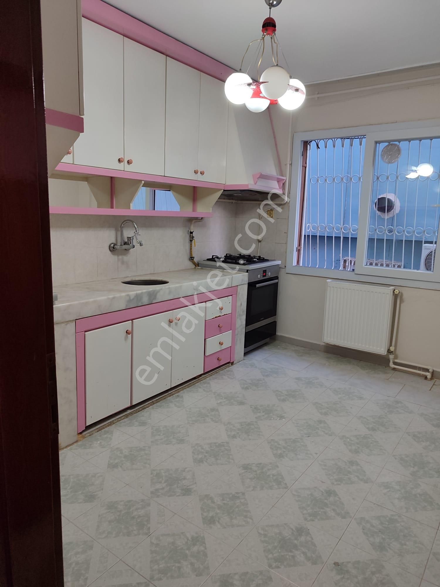 Adana Sarıçamda Kozan Yolunda 2+1 Doğalgazlı Kombili Fırsat Kiralık Daire - Görsel 10