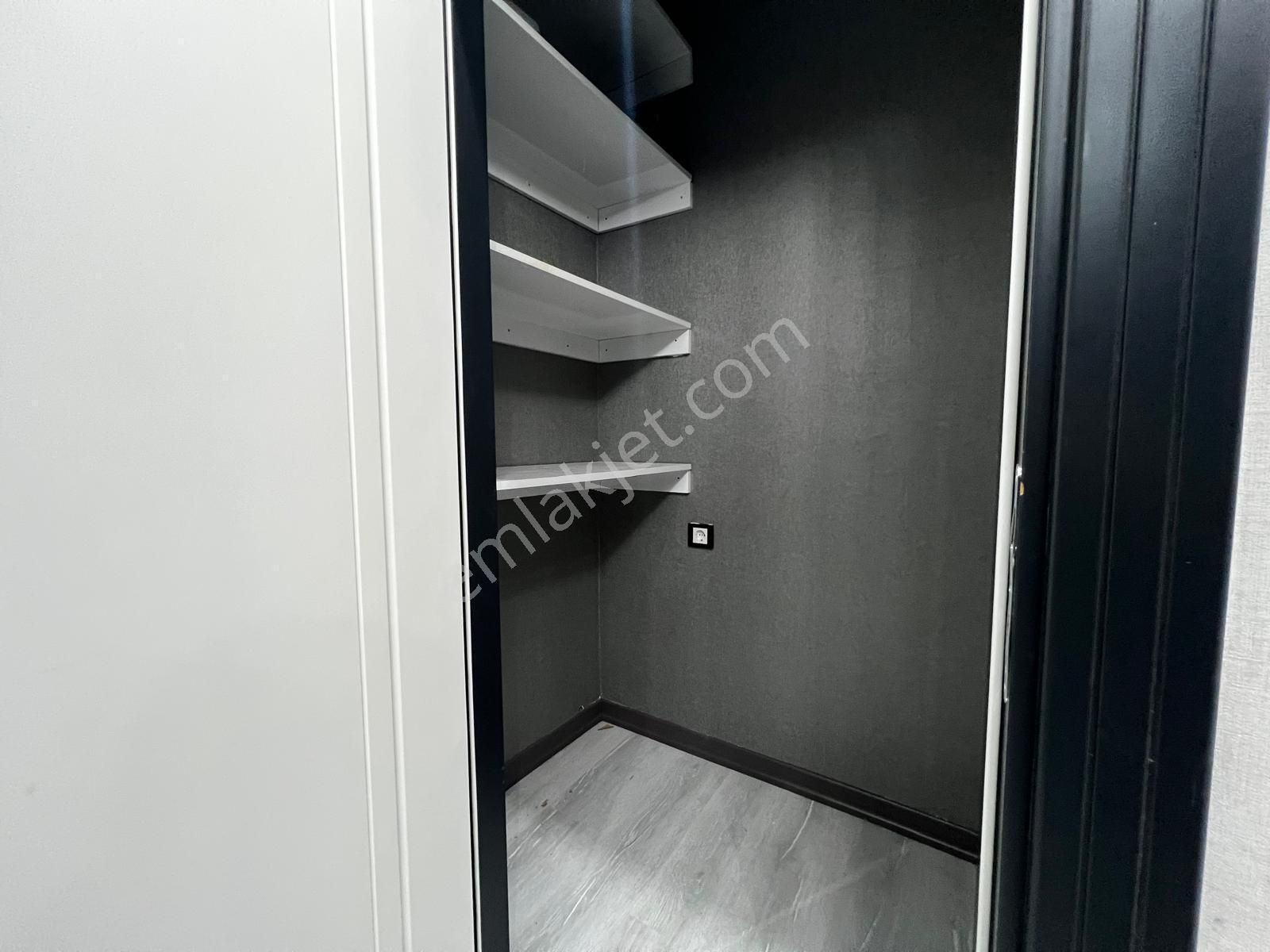 Keçiörende Fırsat 4+1 155 M2 Cadde Üzeri Full+full Yapılı Daire - Görsel 17