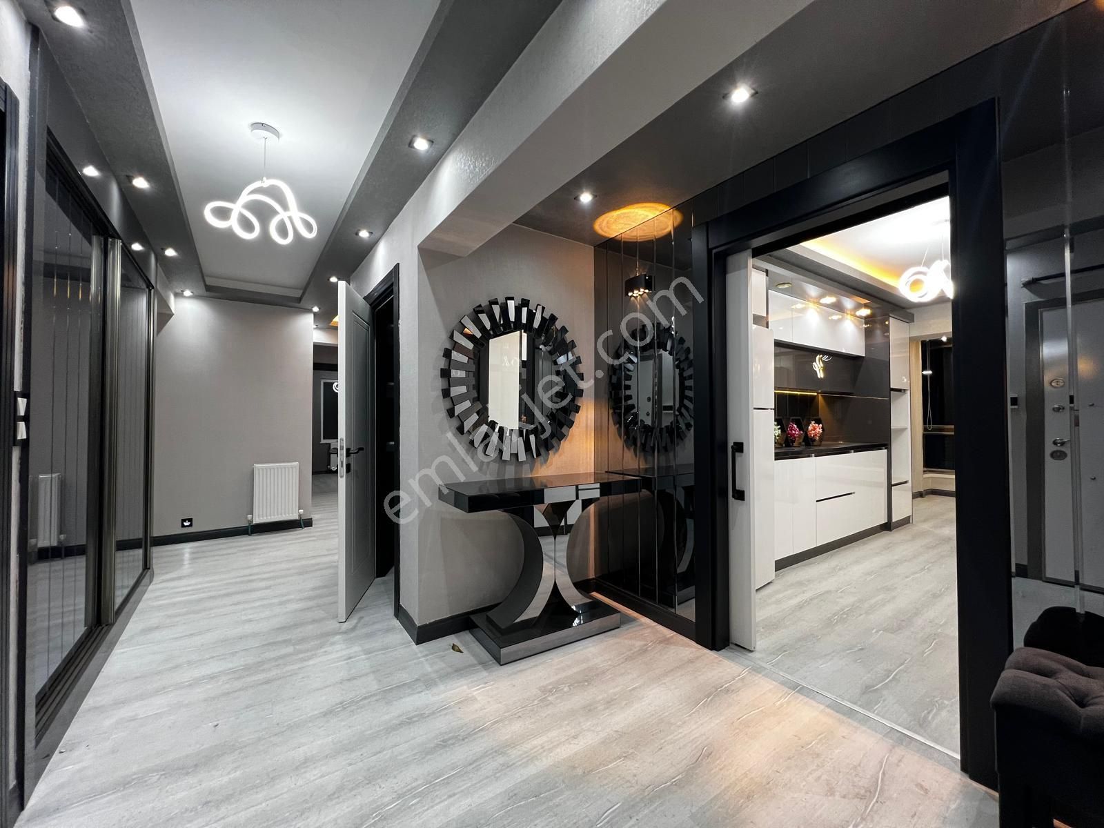 Keçiörende Fırsat 4+1 155 M2 Cadde Üzeri Full+full Yapılı Daire - Görsel 26