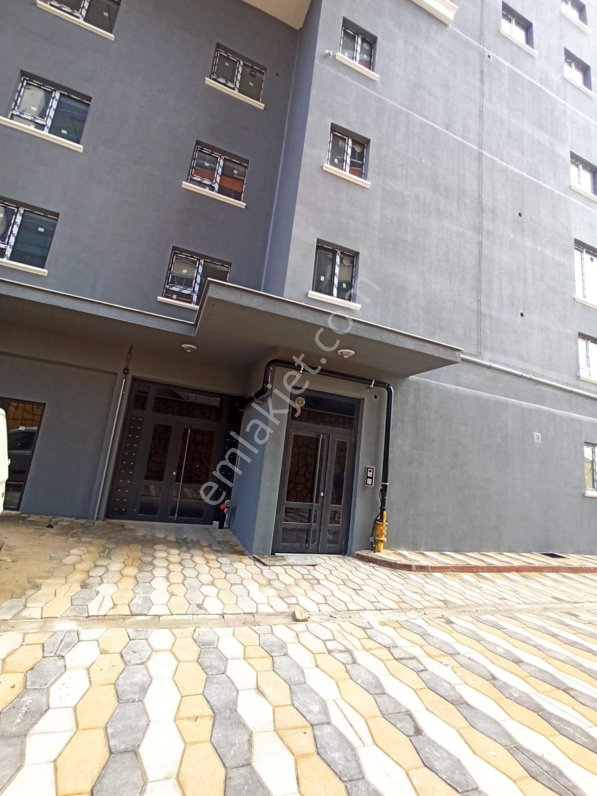 Şimşek Emlak'tan Altındağ Ulubey Mh.yeni Bina 3. Kat 110 M2 3+1 - Görsel 26