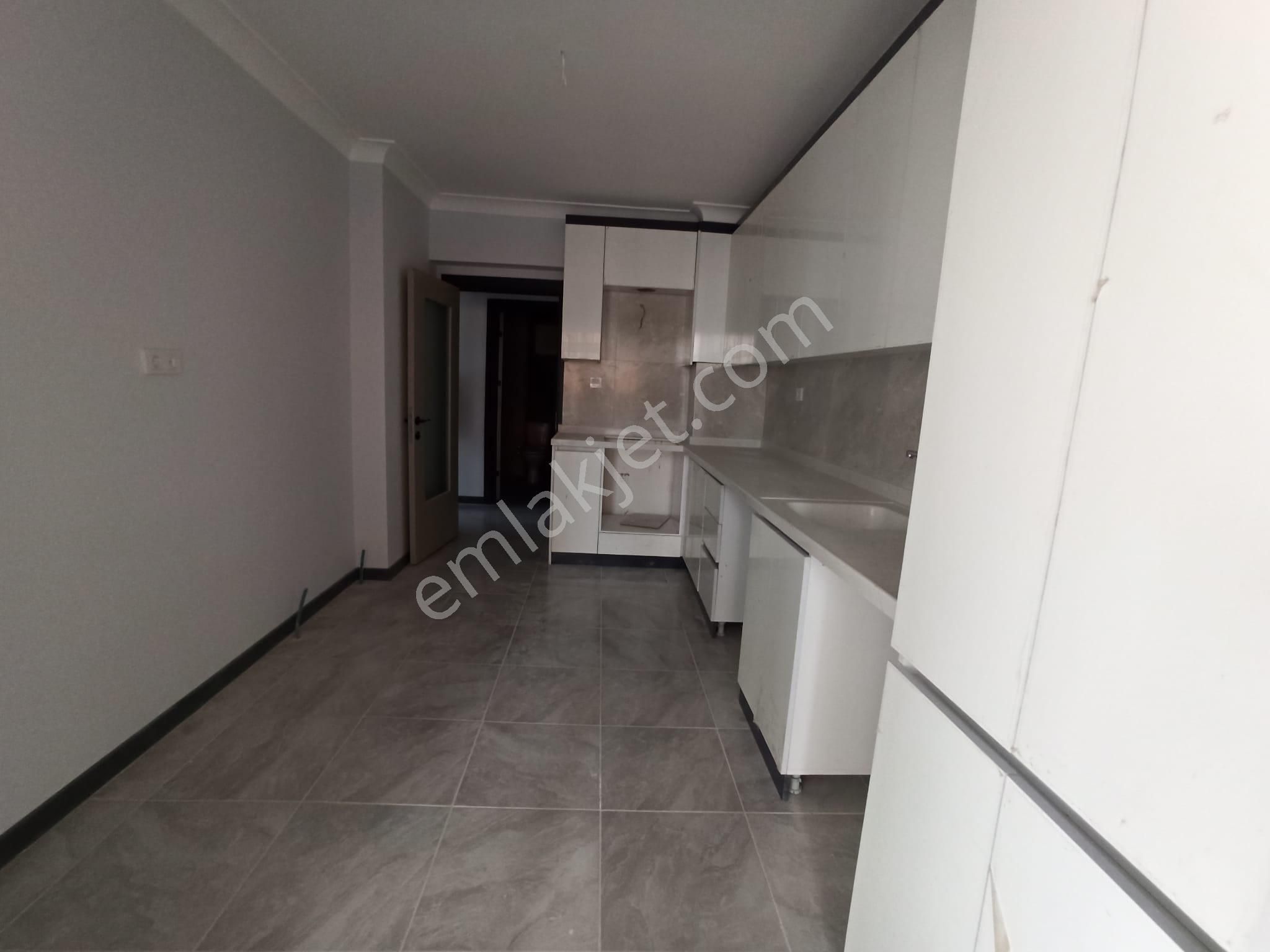 Şimşek Emlak'tan Altındağ Ulubey Mh.yeni Bina 3. Kat 110 M2 3+1 - Görsel 11